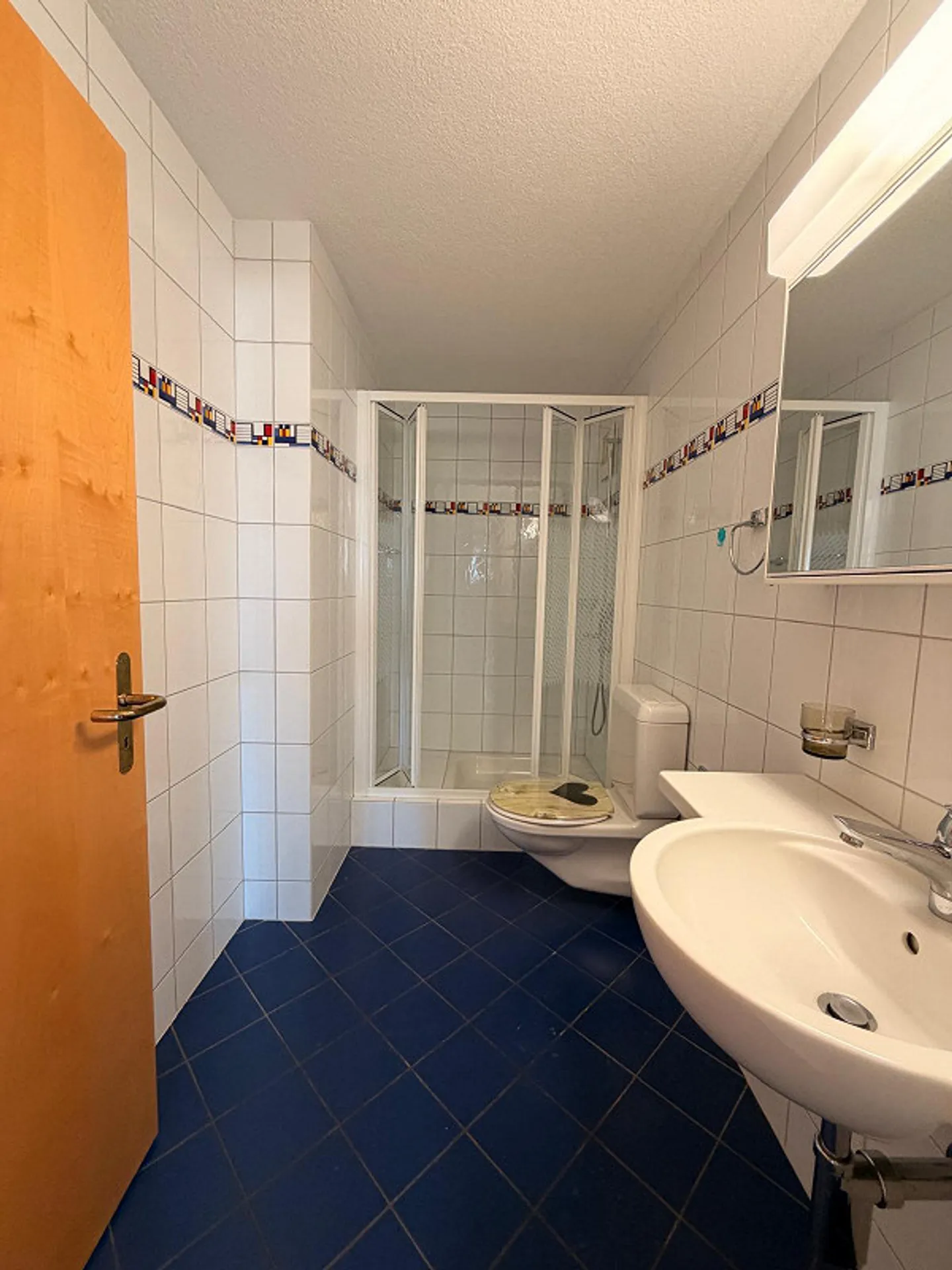 Geräumige Wohnung mit Balkon - Foto 8 von 10