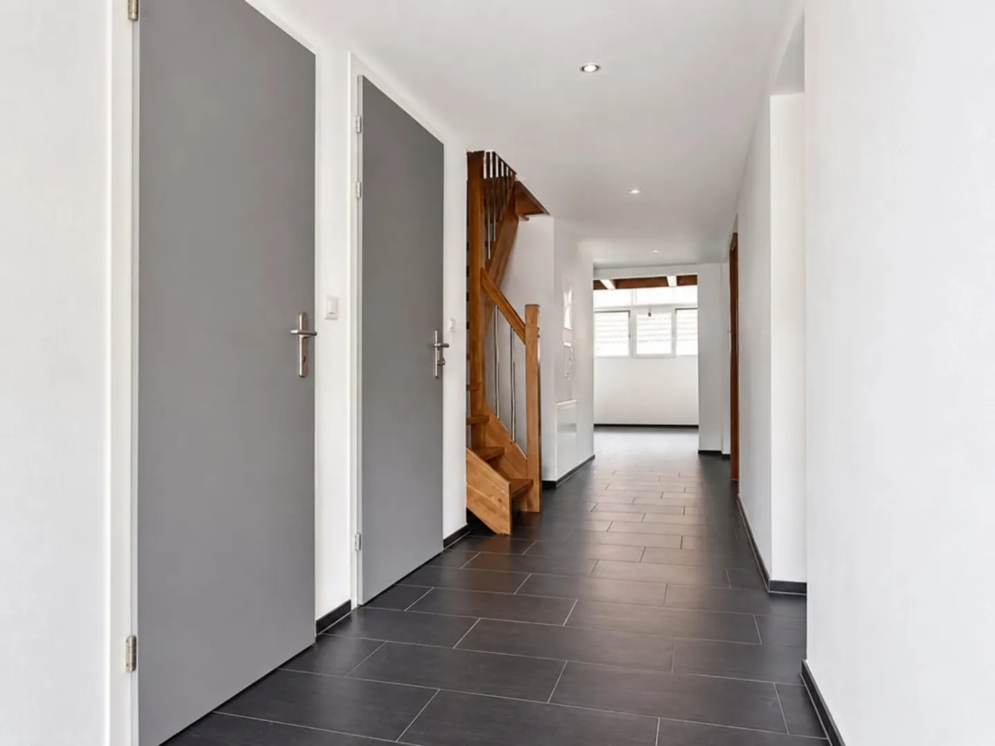 Charming Multi-Family Home - Photo 19 of 31