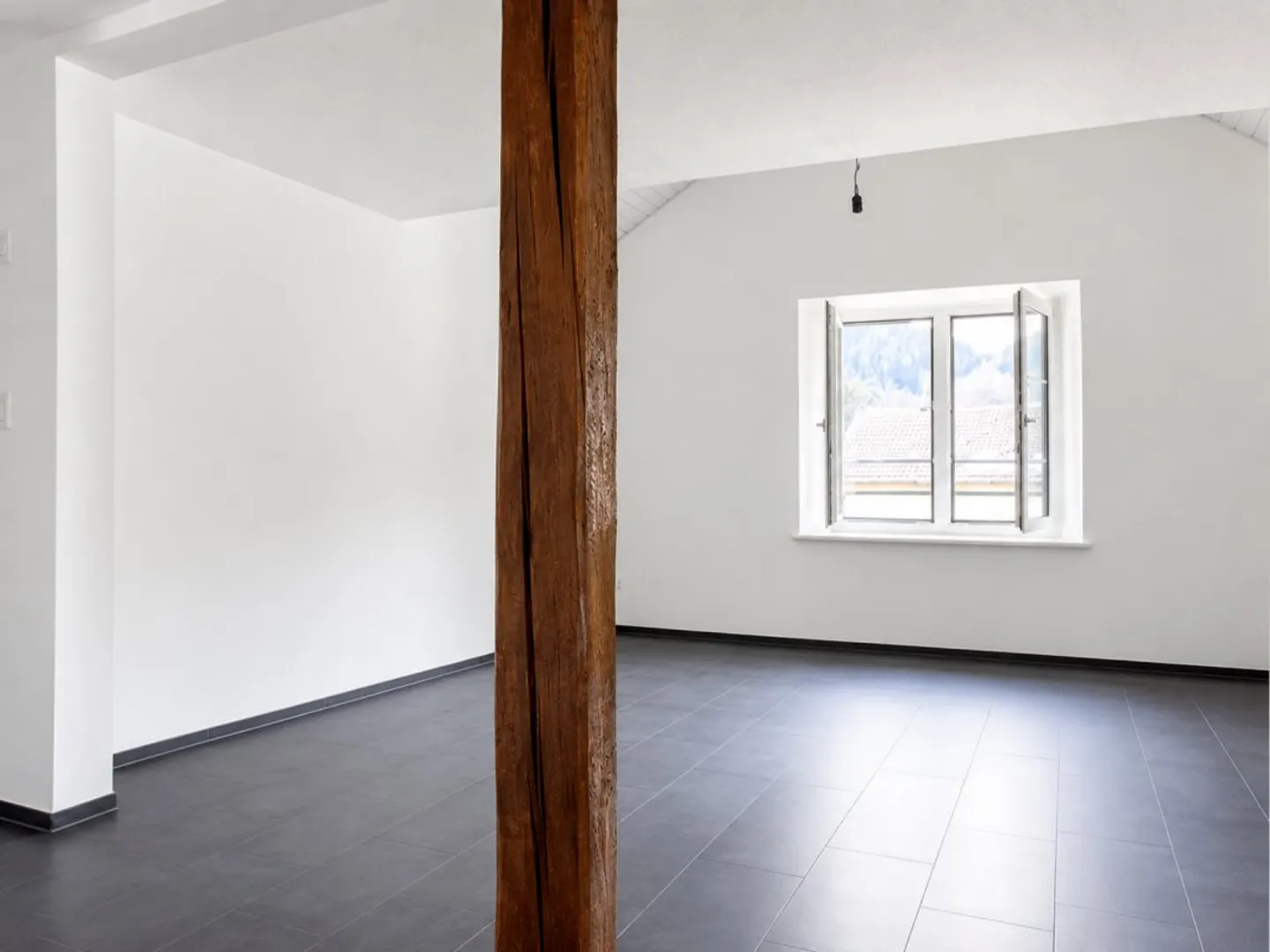 Charming Multi-Family Home - Photo 20 of 31