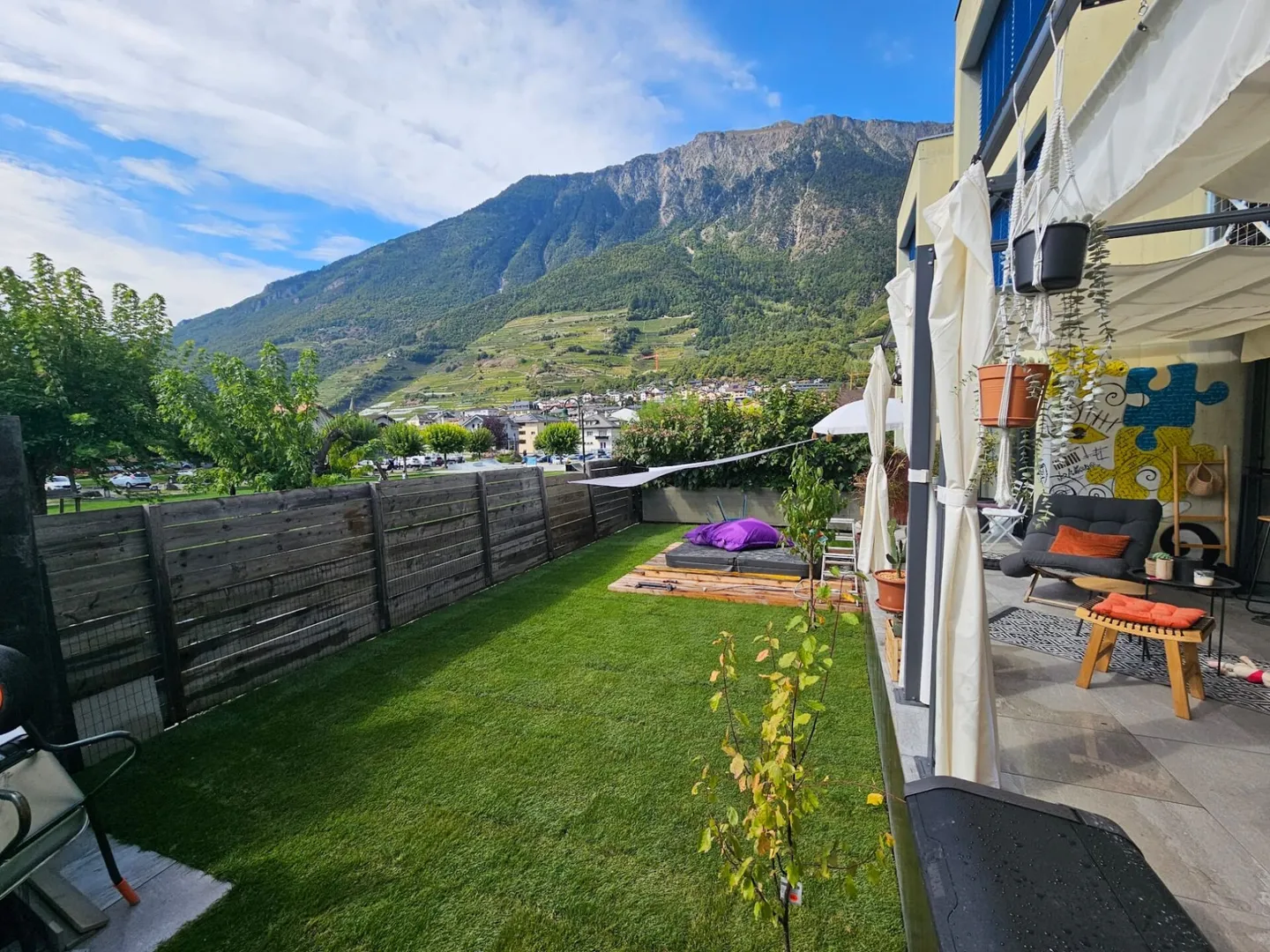 Come settle in the little California of Valais - Elegance & modernity for this superb 4.5 room apartment completely renovated in the heart of Fully - Photo 15 of 16