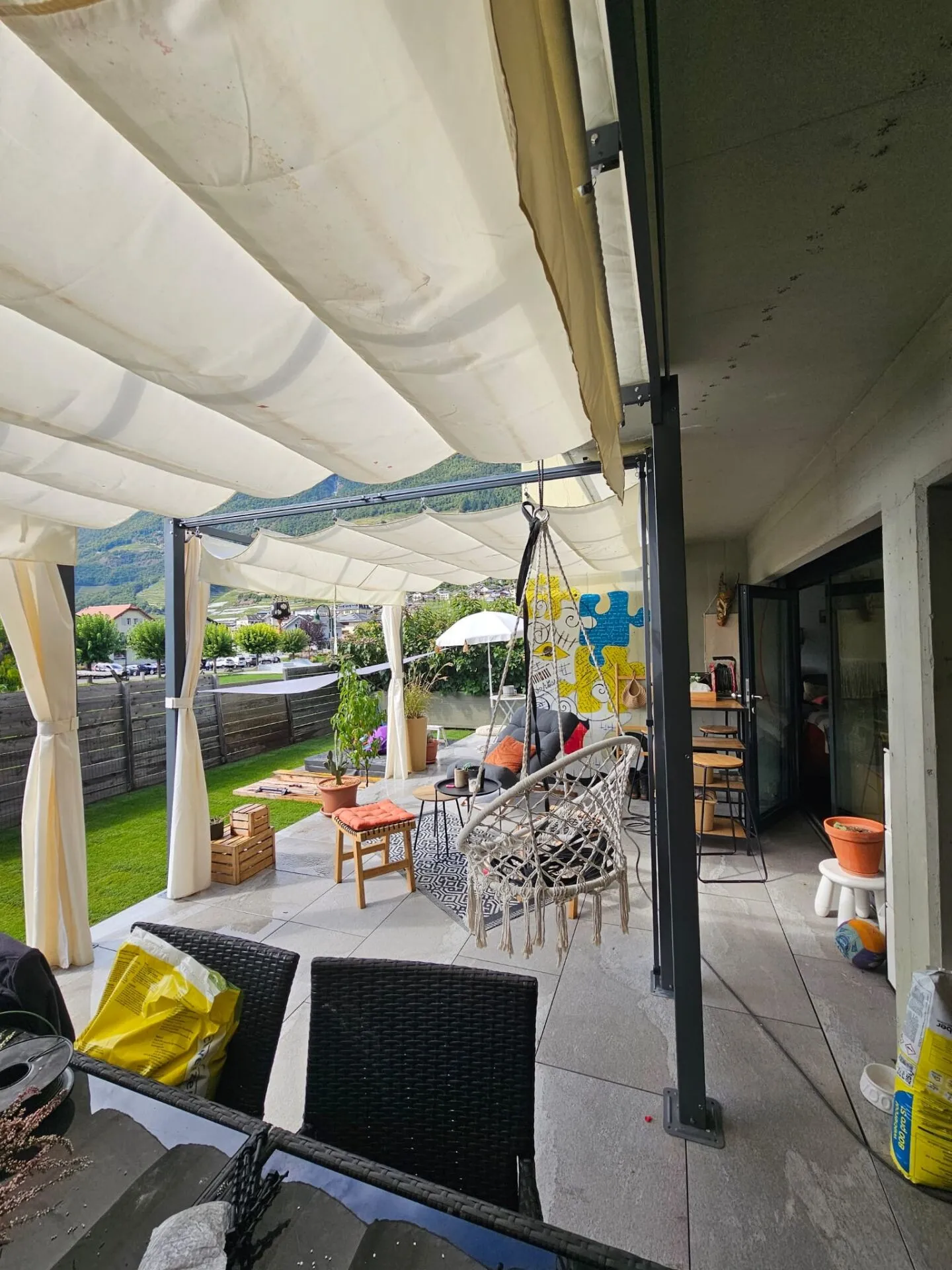 Come settle in the little California of Valais - Elegance & modernity for this superb 4.5 room apartment completely renovated in the heart of Fully - Photo 16 of 16