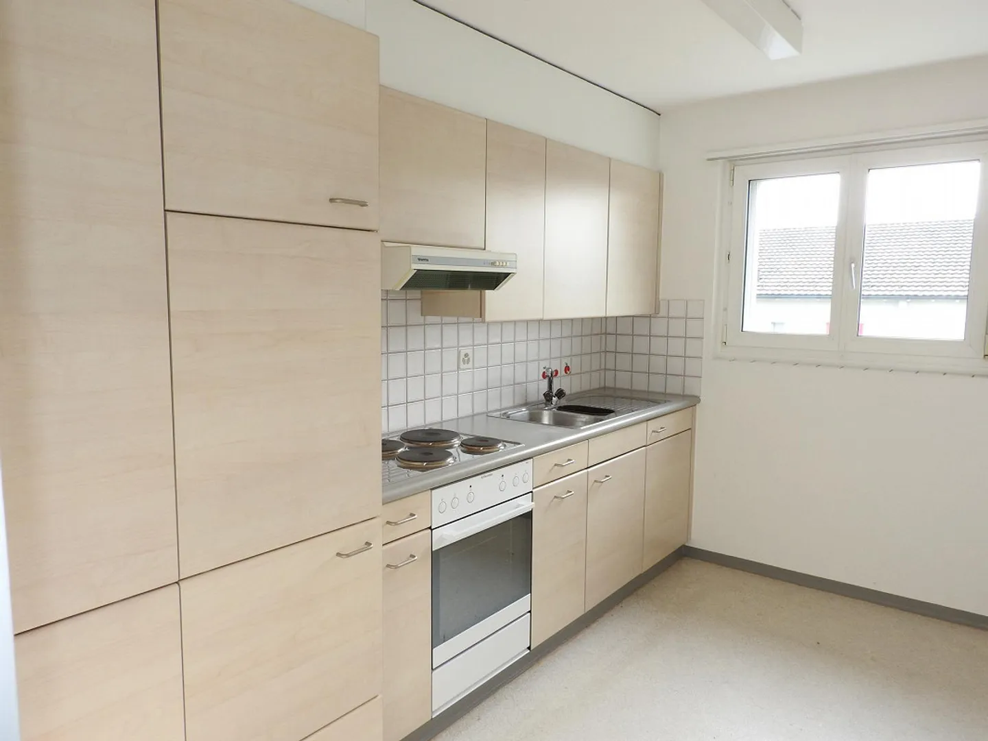 Grosszügige Single-Wohnung nähe Stadtzentrum - Foto 2 von 4