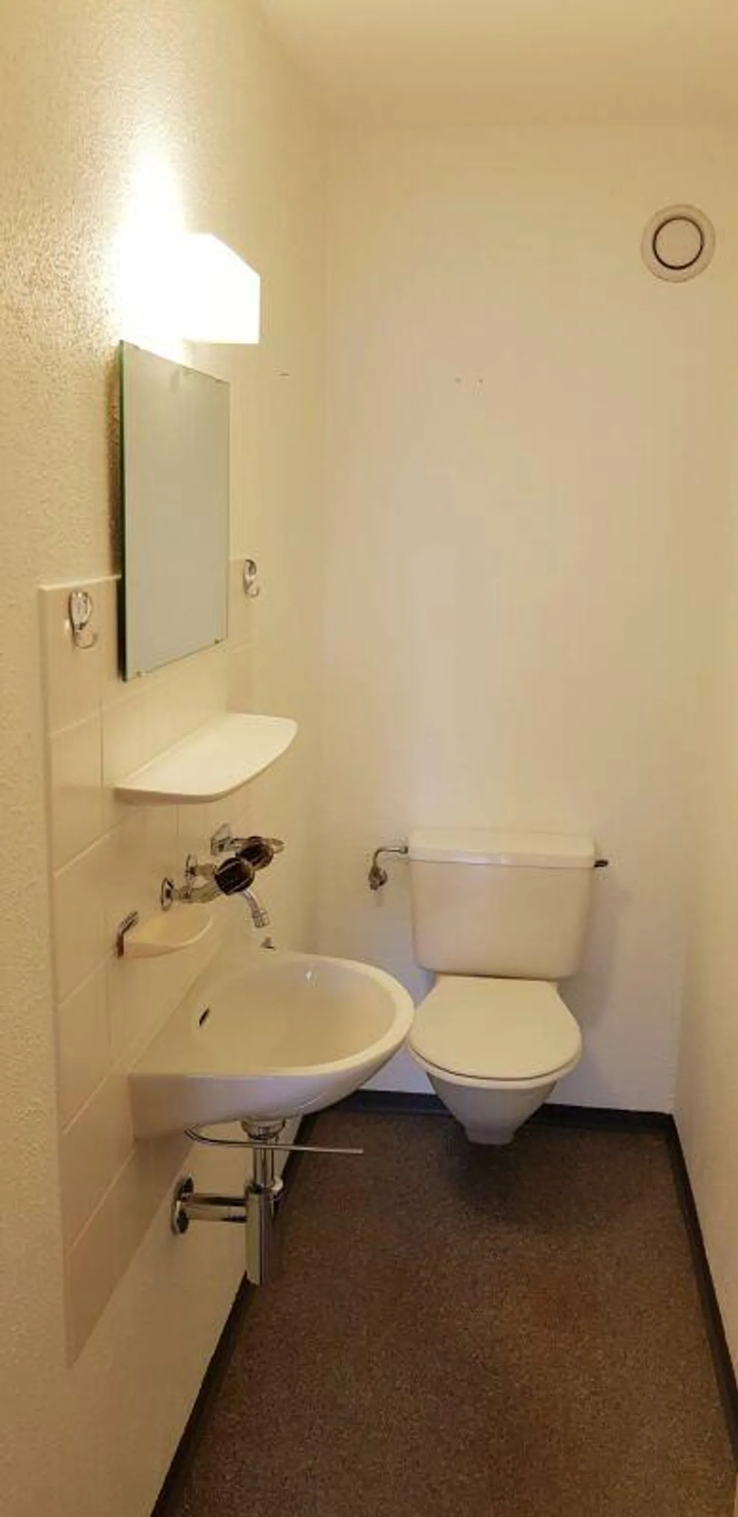 Are you looking for a new apartment for your family or with friends? - Photo 5 of 9