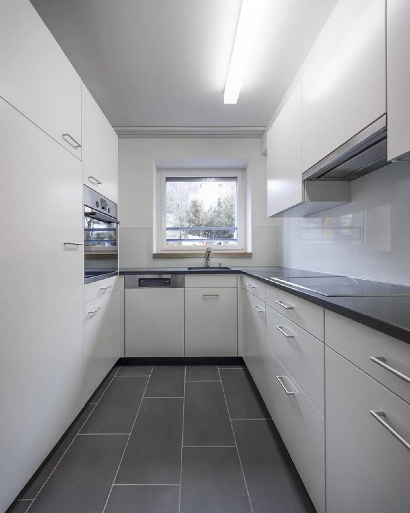 City-Close, Modern 5 1/2-Room Maisonette Apartment - Photo 3 of 13