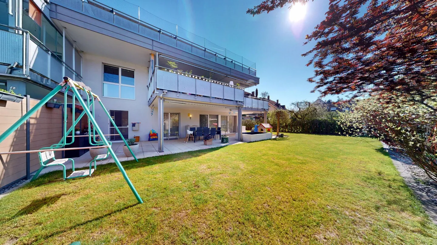 Sogno Familiare con Paradiso del Giardino in una Posizione Tranquilla - Foto 2 di 12