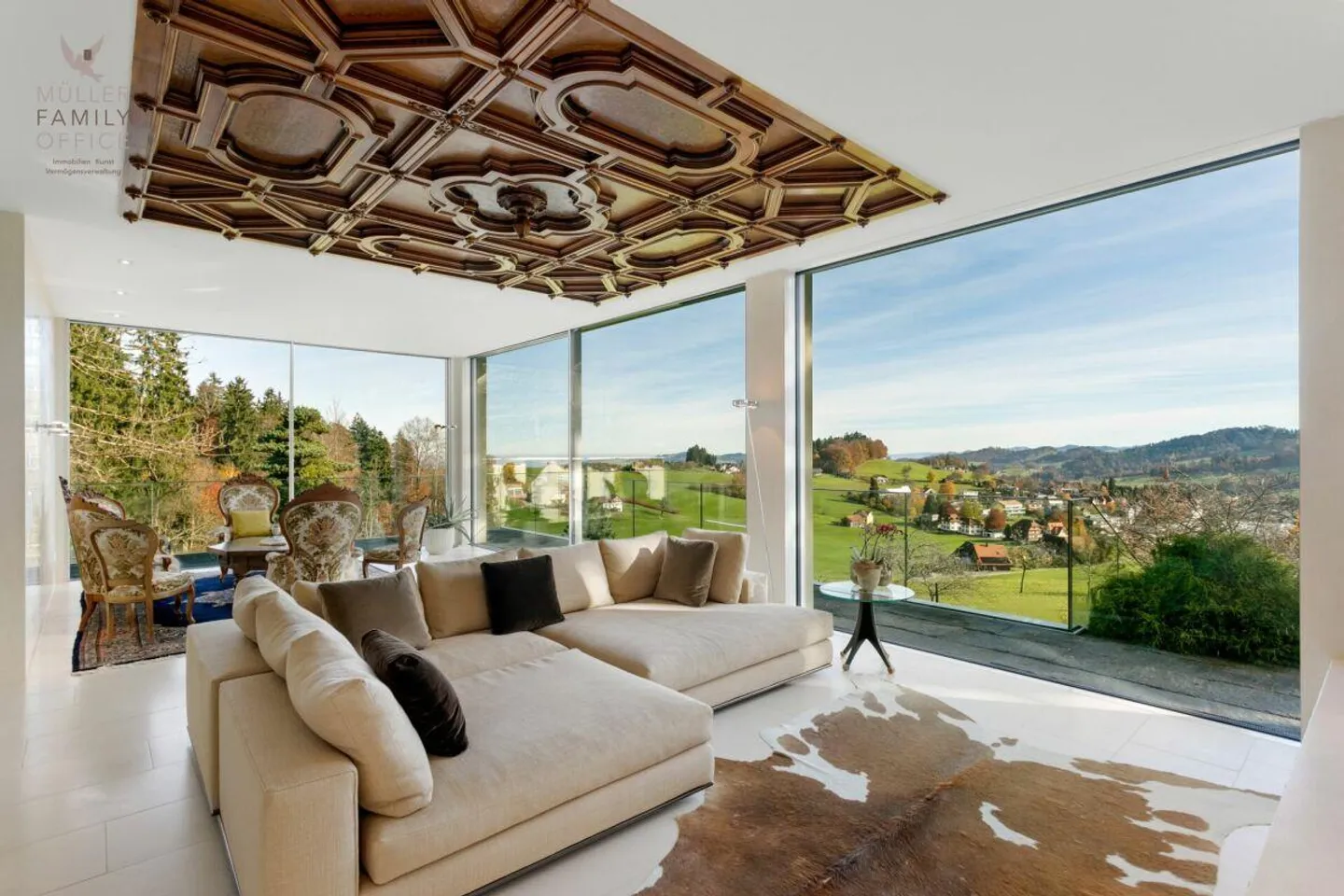 Villa panoramica lussuosa con piscina all'aperto, oasi benessere e vista da sogno - Foto 11 di 13