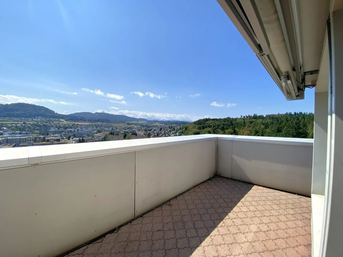 Living with a view of the Gurten - Photo 10 of 11