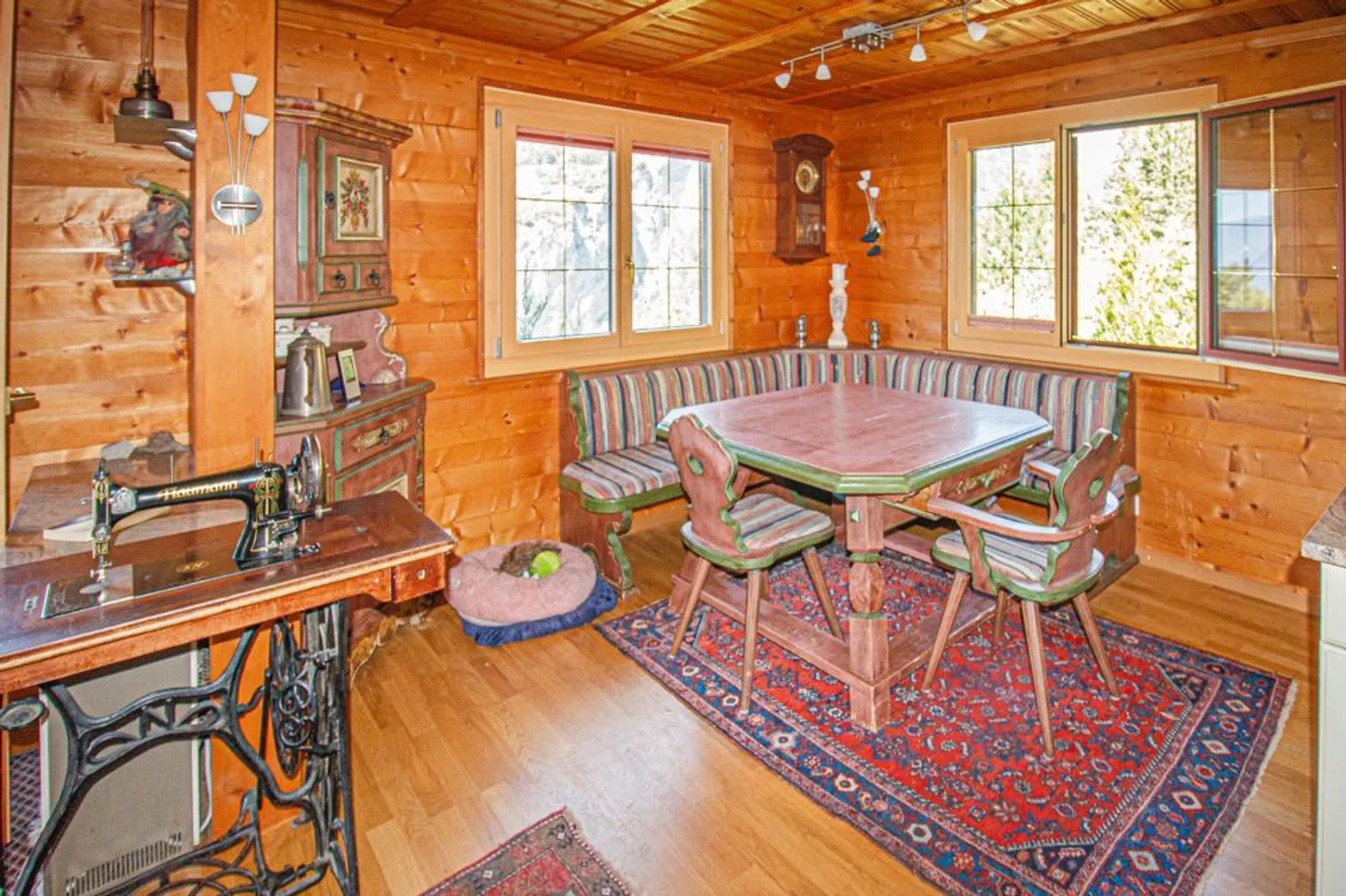 Chalet for sale - Photo 7 of 21