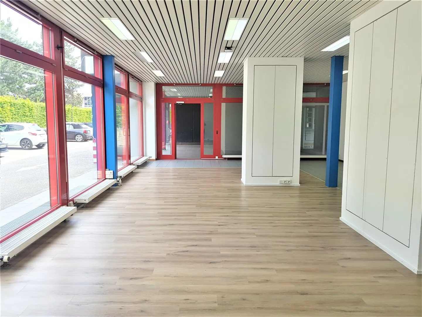 Gemischte Nutzung Lager / Büro / Showroom - Flexibler Mietvertrag - Foto 2 von 8