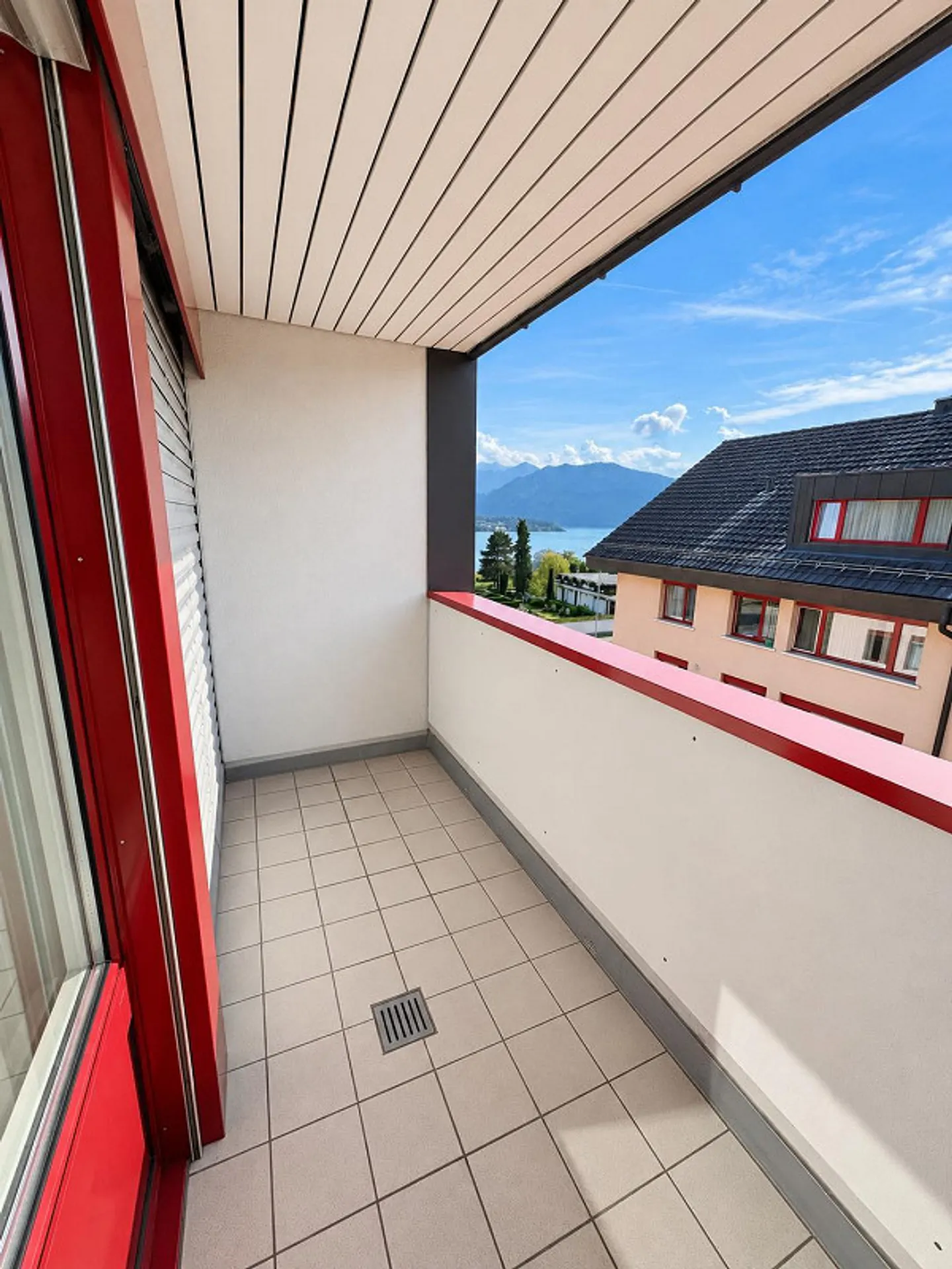4.5-room penthouse apartment with beautiful views of Lake Lucerne - Photo 7 of 9