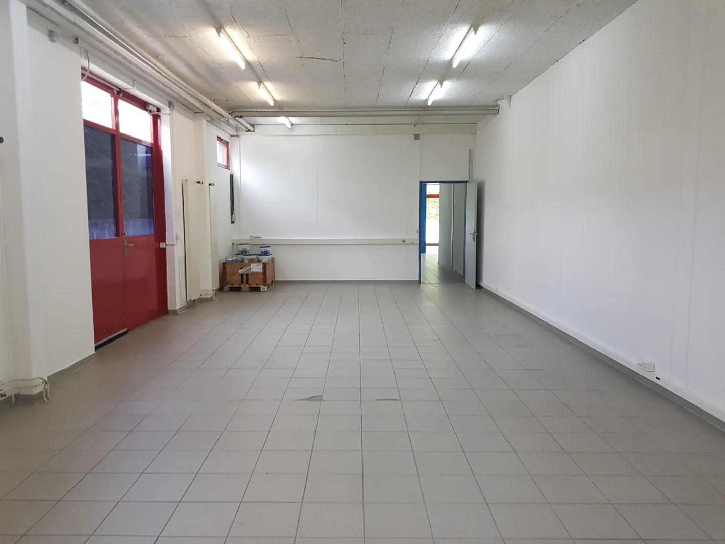 Gemischte Nutzung Lager / Büro / Showroom - Flexibler Mietvertrag - Foto 7 von 8