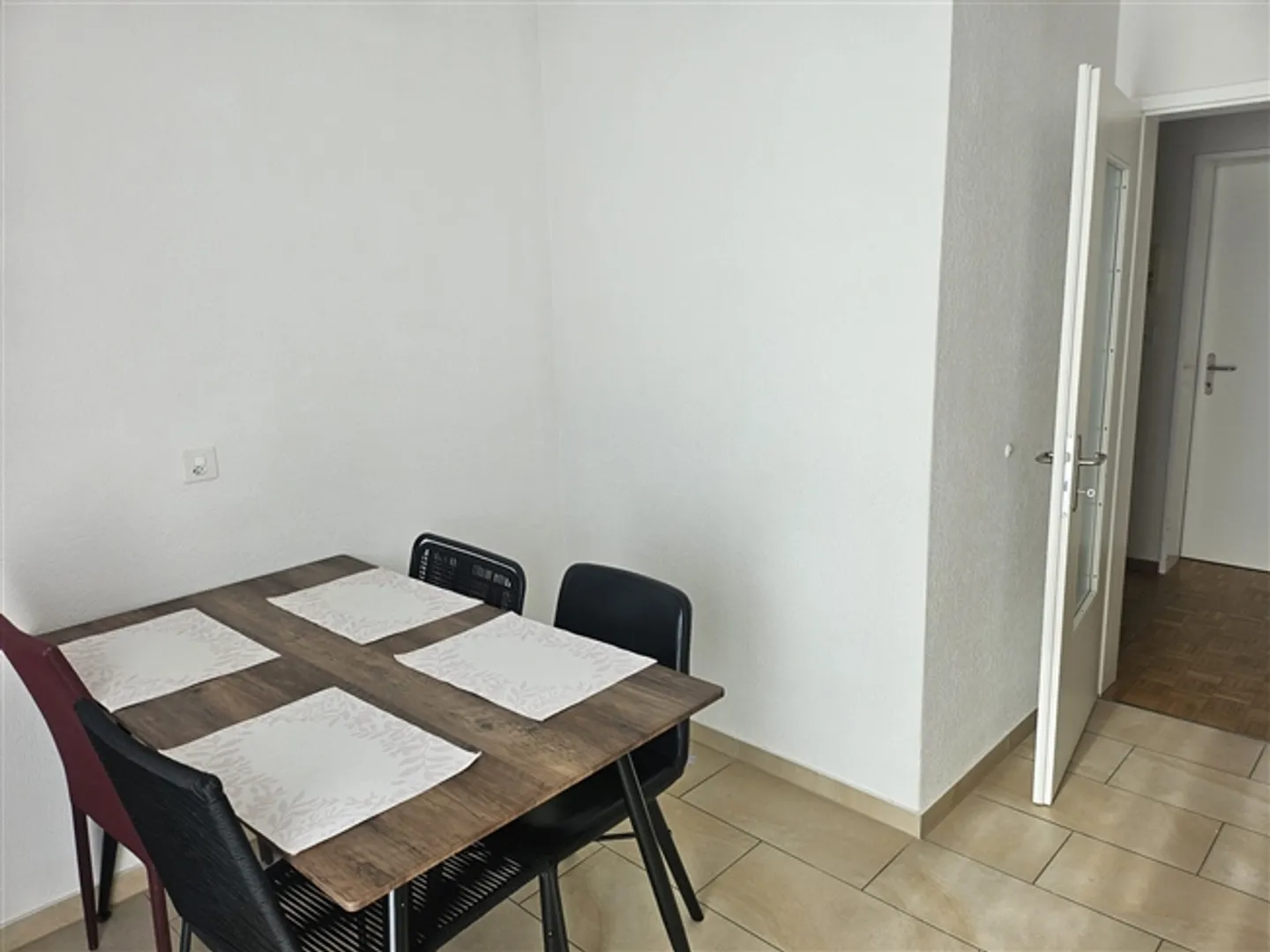 Appartamento aziendale premium di 3,5 locali completamente arredato con balcone | Zurigo Wiedikon - Foto 11 di 13