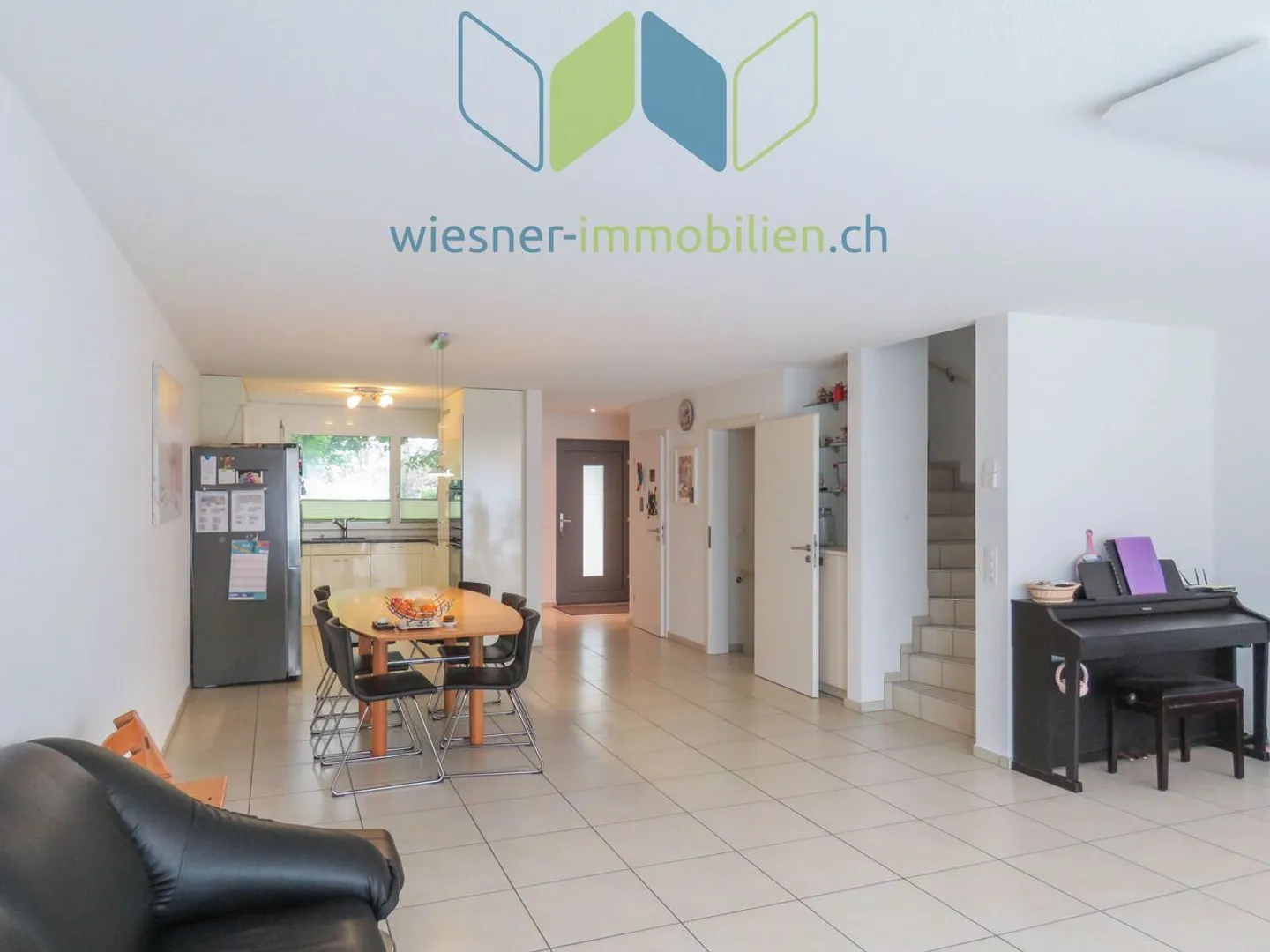 SEHR GROSSES 5½ ZIMMER HAUS AN KINDERFREUNDLICHER LAGE - Foto 5 di 9