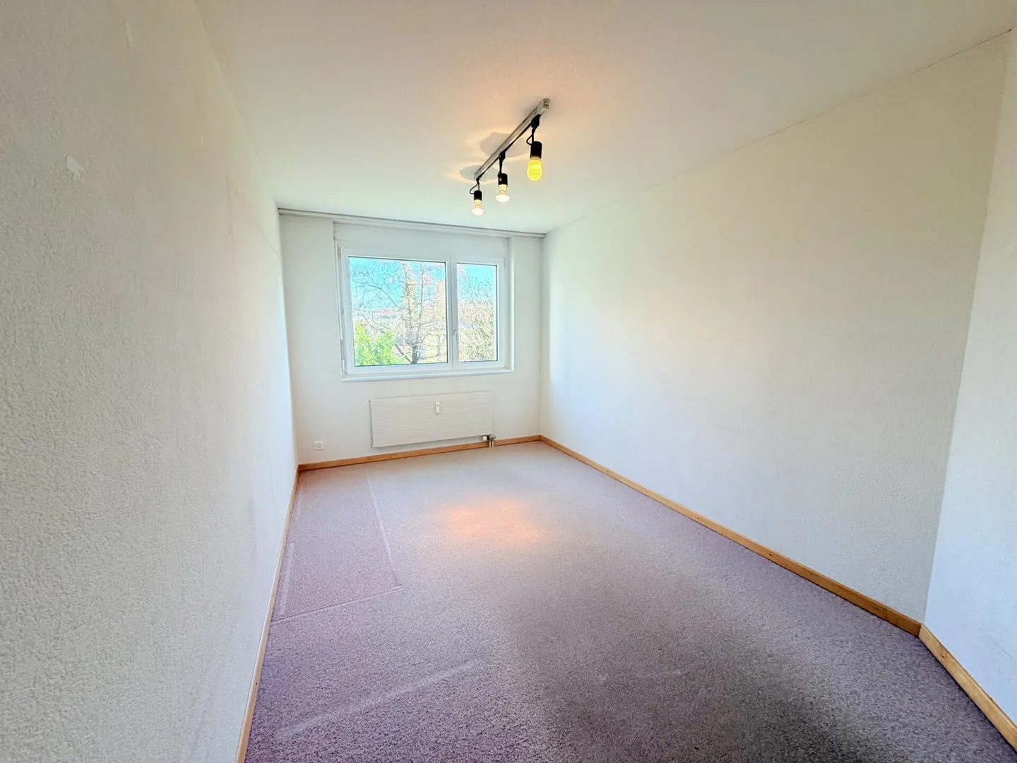 Appartamento 3,5 locali con balcone, giardino e infrastruttura ottimale - Foto 7 di 9