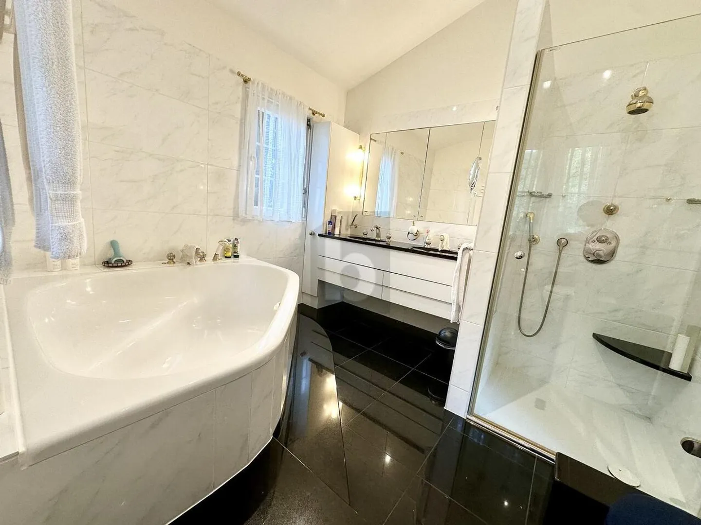 Maison 4.5 pièces - Foto 3 von 6