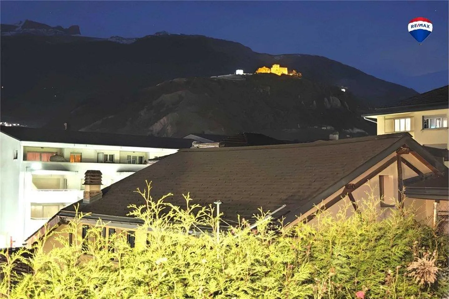 Einfamilienhaus mit 5 Zimmern - Foto 3 von 13