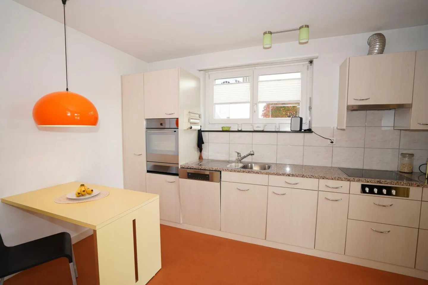 Casa unifamiliare indipendente in una posizione meravigliosa a Reinach - Foto 13 di 14