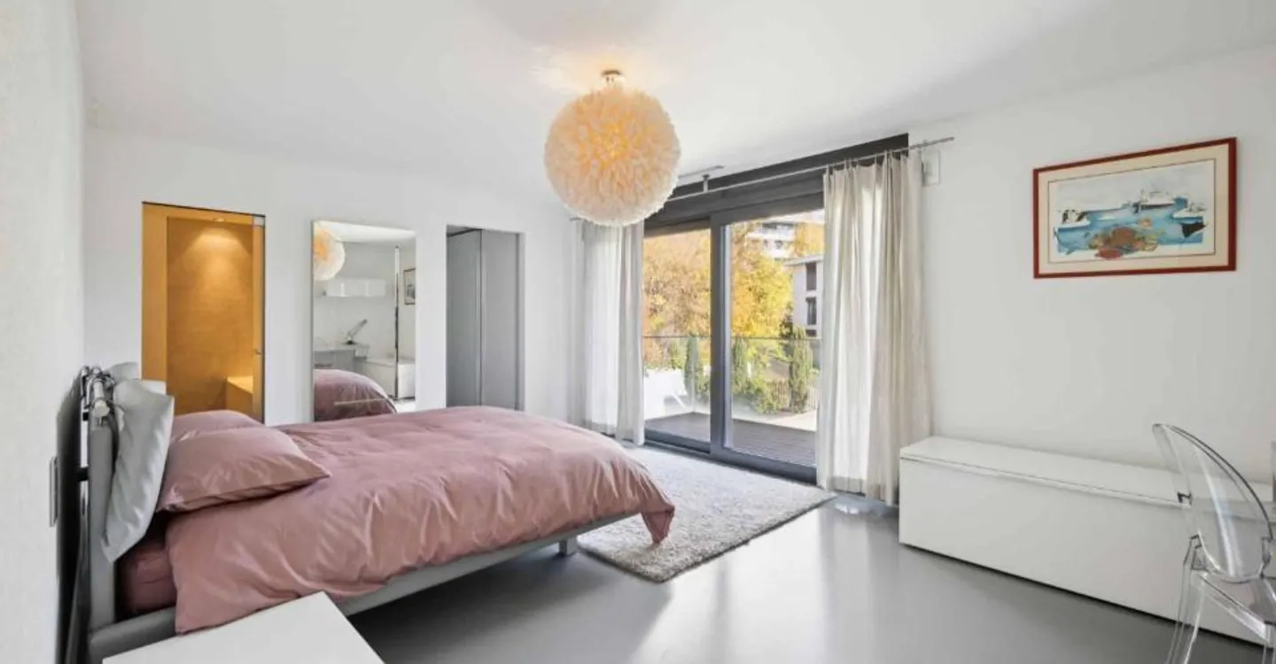 Exceptional penthouse with breathtaking panoramic view - Photo 10 of 13