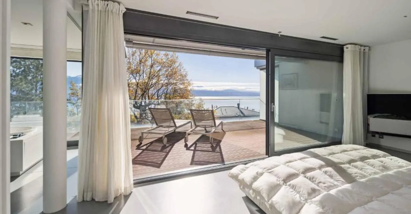 Exceptional penthouse with breathtaking panoramic view - Photo 9 of 13