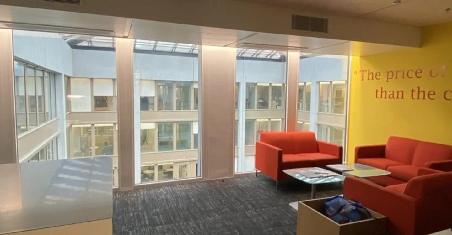 Offices of 677 m2 - 3rd floor - at the Geneva Business Center in Lancy - Photo 5 of 9