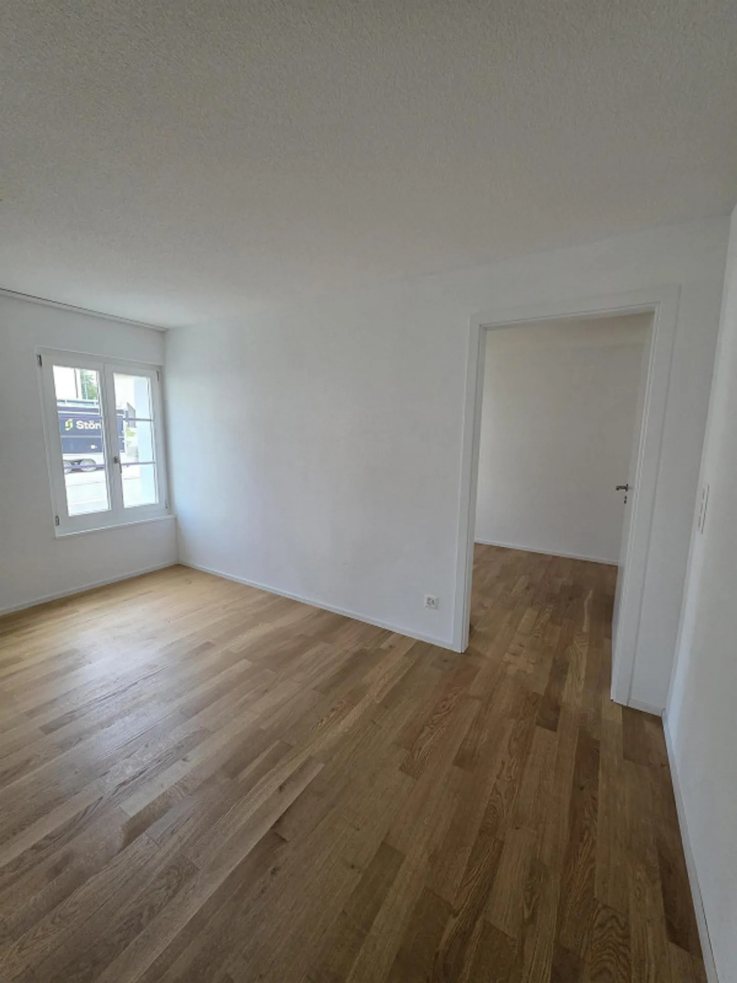 gemütliche 2.5-Zimmer-Wohnung im Erdgeschoss - Foto 2 von 3