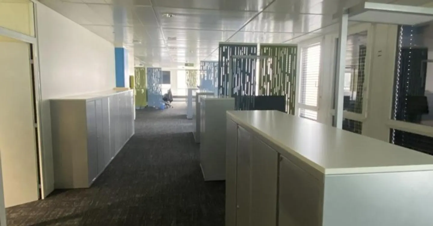 Offices of 677 m2 - 3rd floor - at the Geneva Business Center in Lancy - Photo 8 of 9