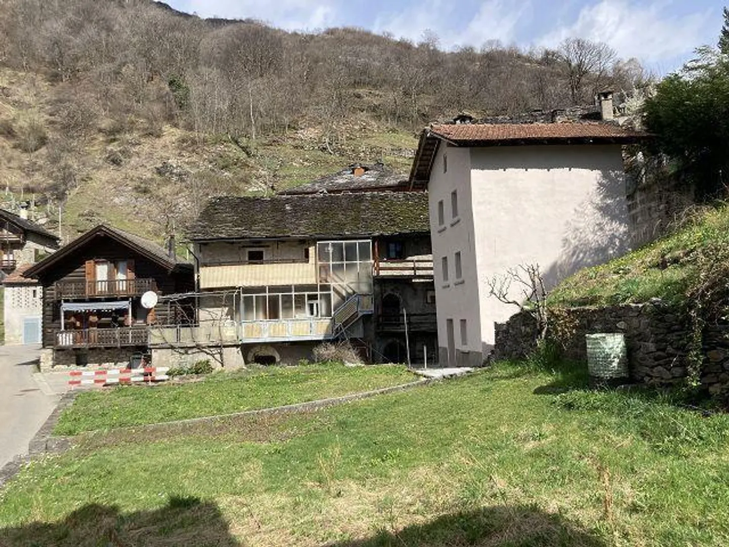 Chalet Charmant en Emplacement Ensoleillé - Photo 22 sur 26