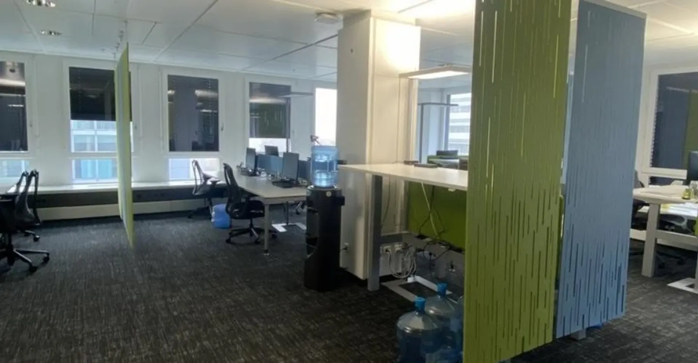 Offices of 677 m2 - 3rd floor - at the Geneva Business Center in Lancy - Photo 9 of 9