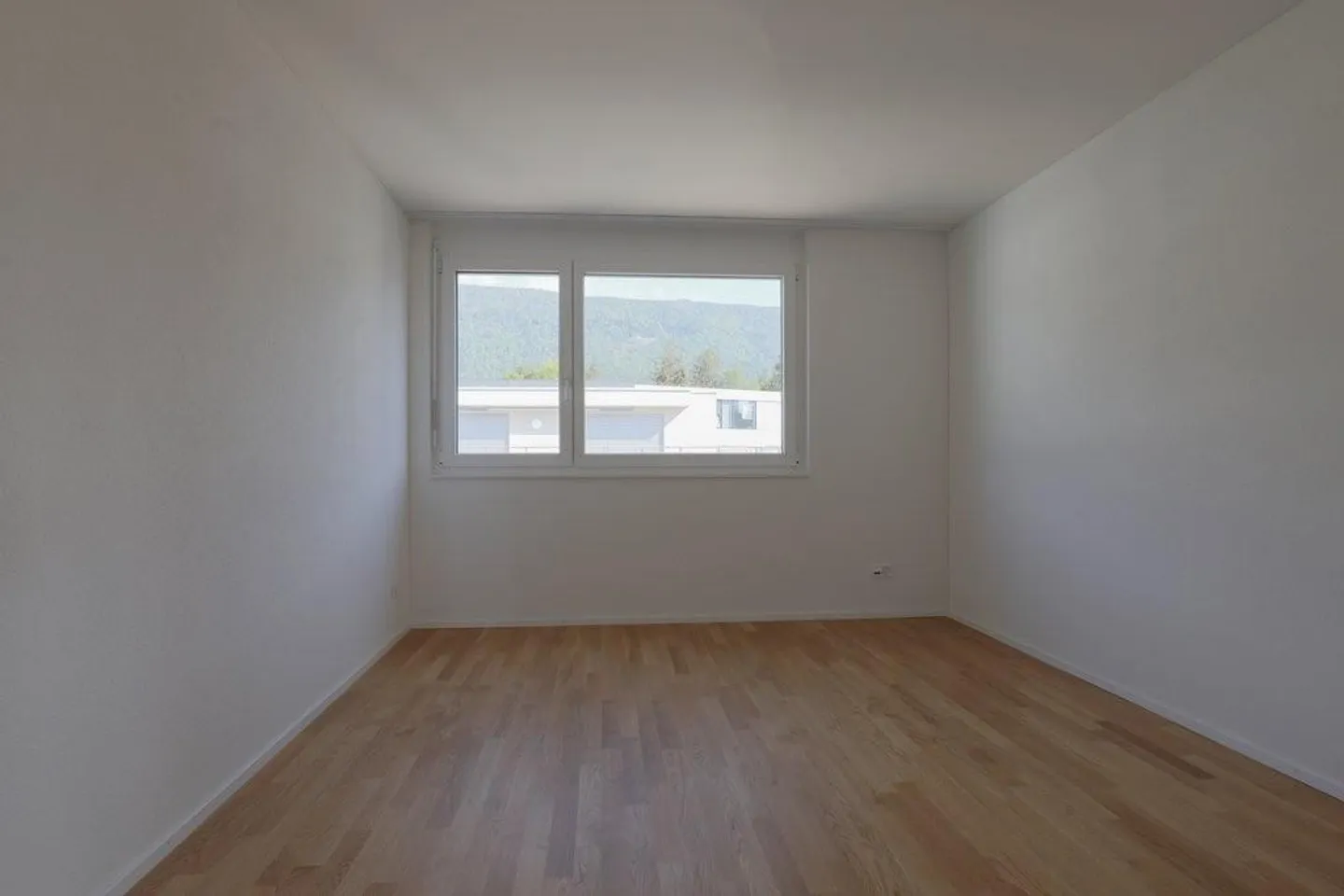 Attic apartment with beautiful terrace and view! - Photo 7 of 11