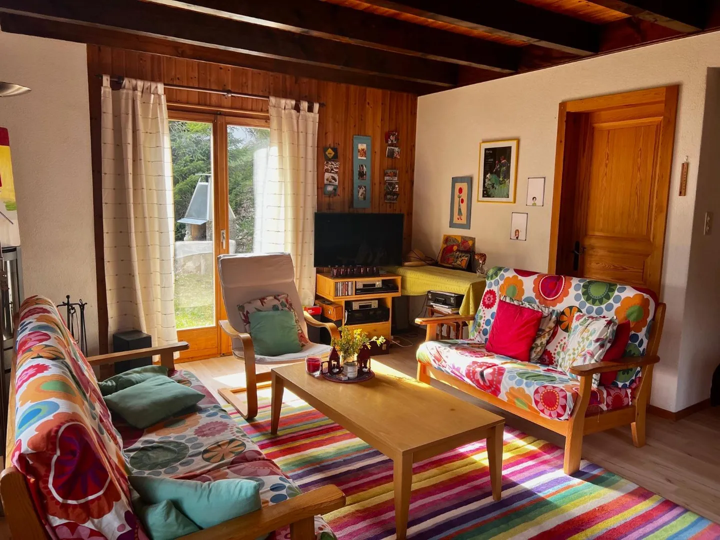 Chalet Charmant avec Terrasse - Photo 4 sur 8