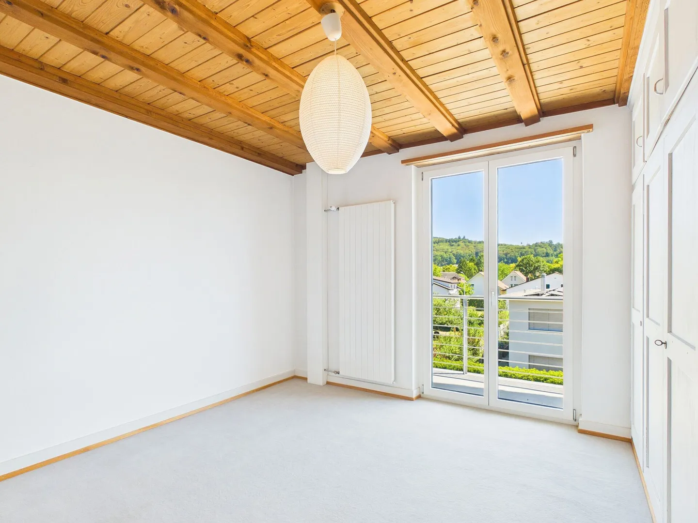 Charming Single-Family Home with Large Garden and Converted Attic - Photo 14 of 19
