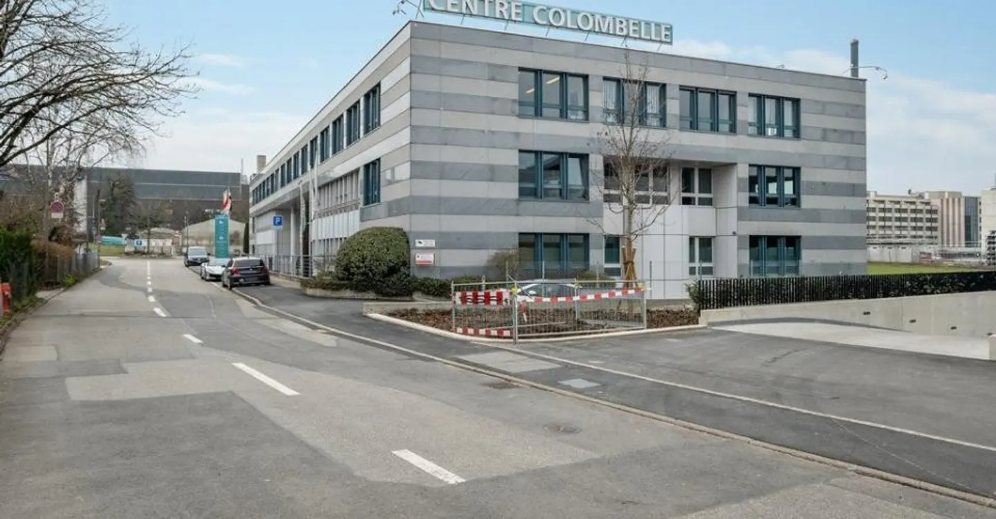 Offices for rent near the airport - Photo 1 of 6
