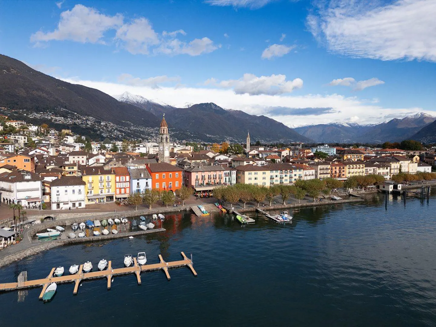 À louer dans le centre d'Ascona deux espaces commerciaux - Photo 1 sur 1