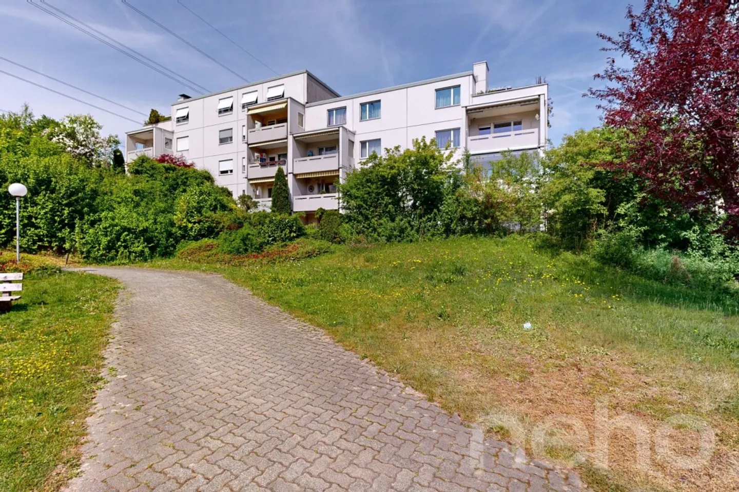 Appartement 5 pièces au calme avec balcon - Photo 12 sur 12