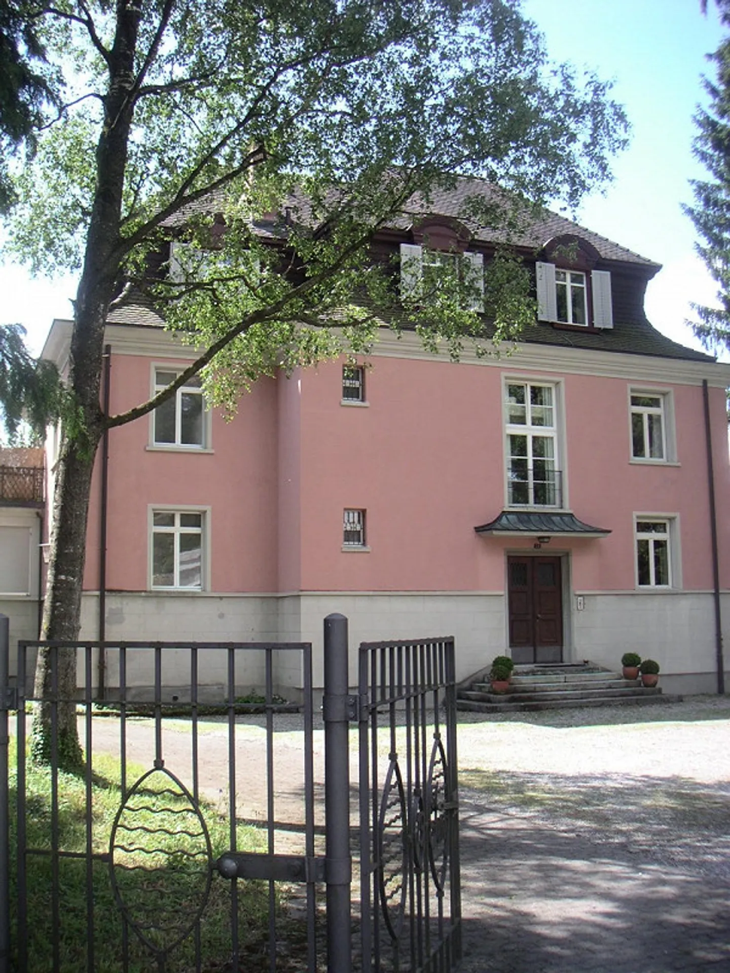 Appartamento mansardato accogliente con vista - Foto 1 di 7