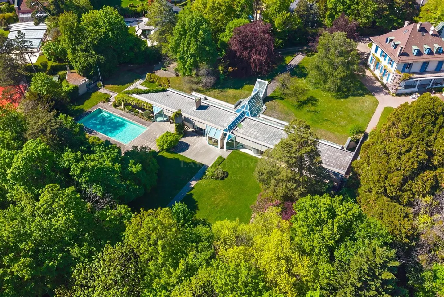 Exclusivité - Maison d'architecte à Cologny - Photo 3 sur 12