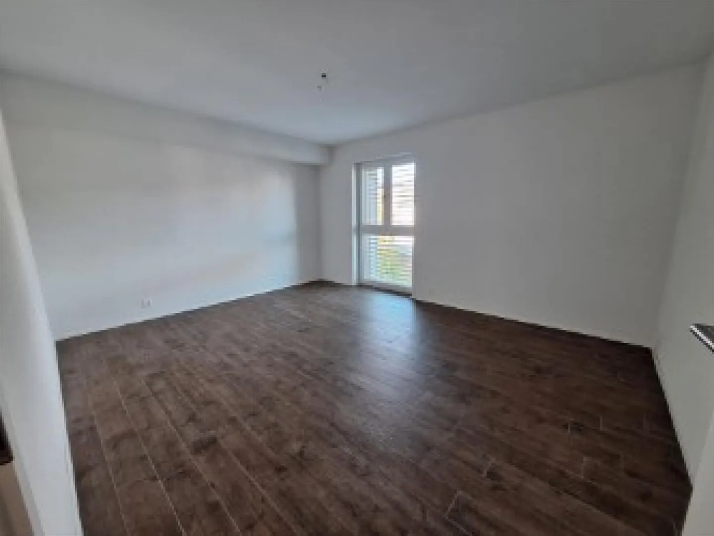 Ristrutturato! Appartamento di 3,5 stanze con balcone - Foto 5 di 9