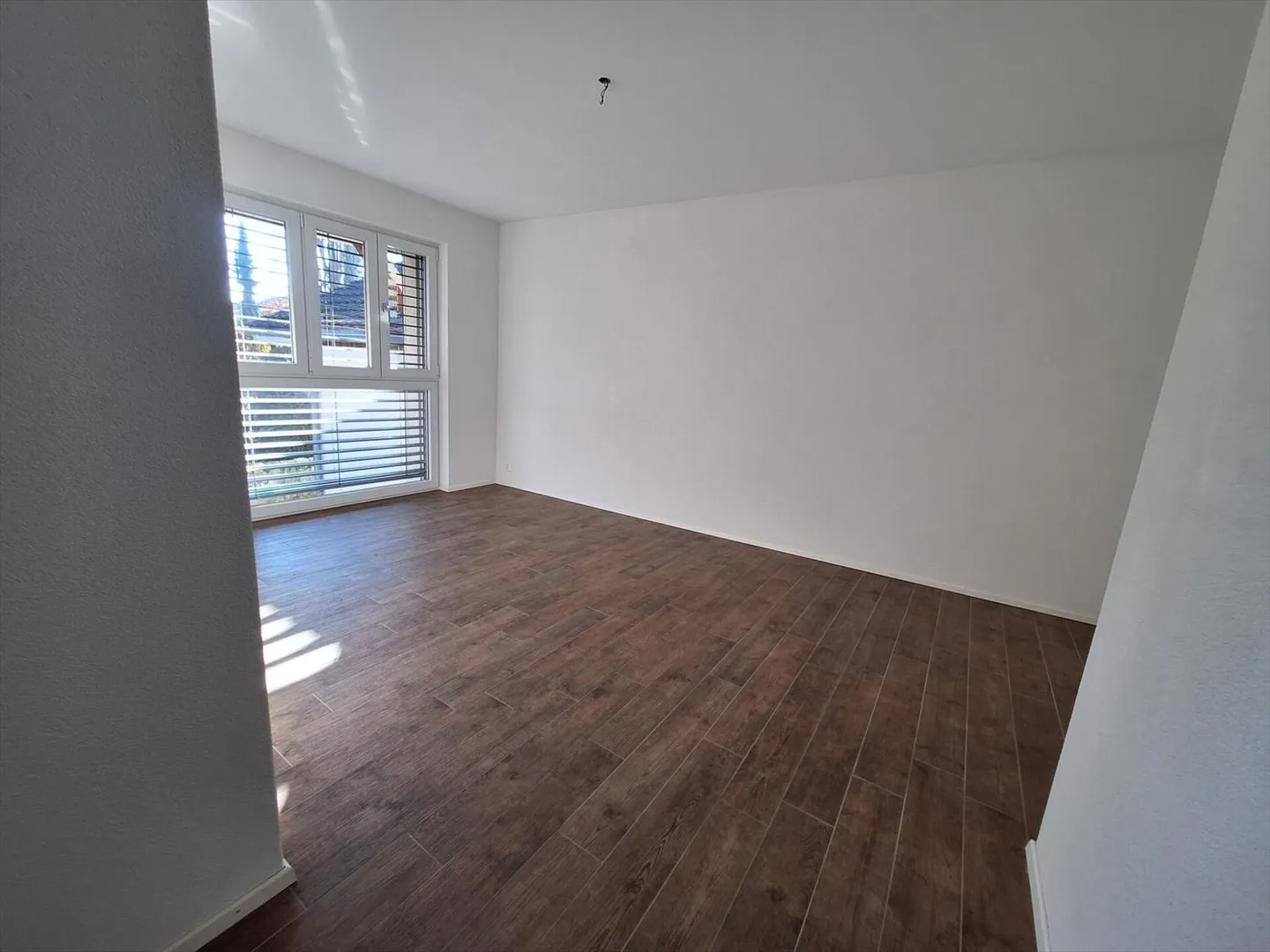 Ristrutturato! Appartamento di 3,5 stanze con balcone - Foto 8 di 9