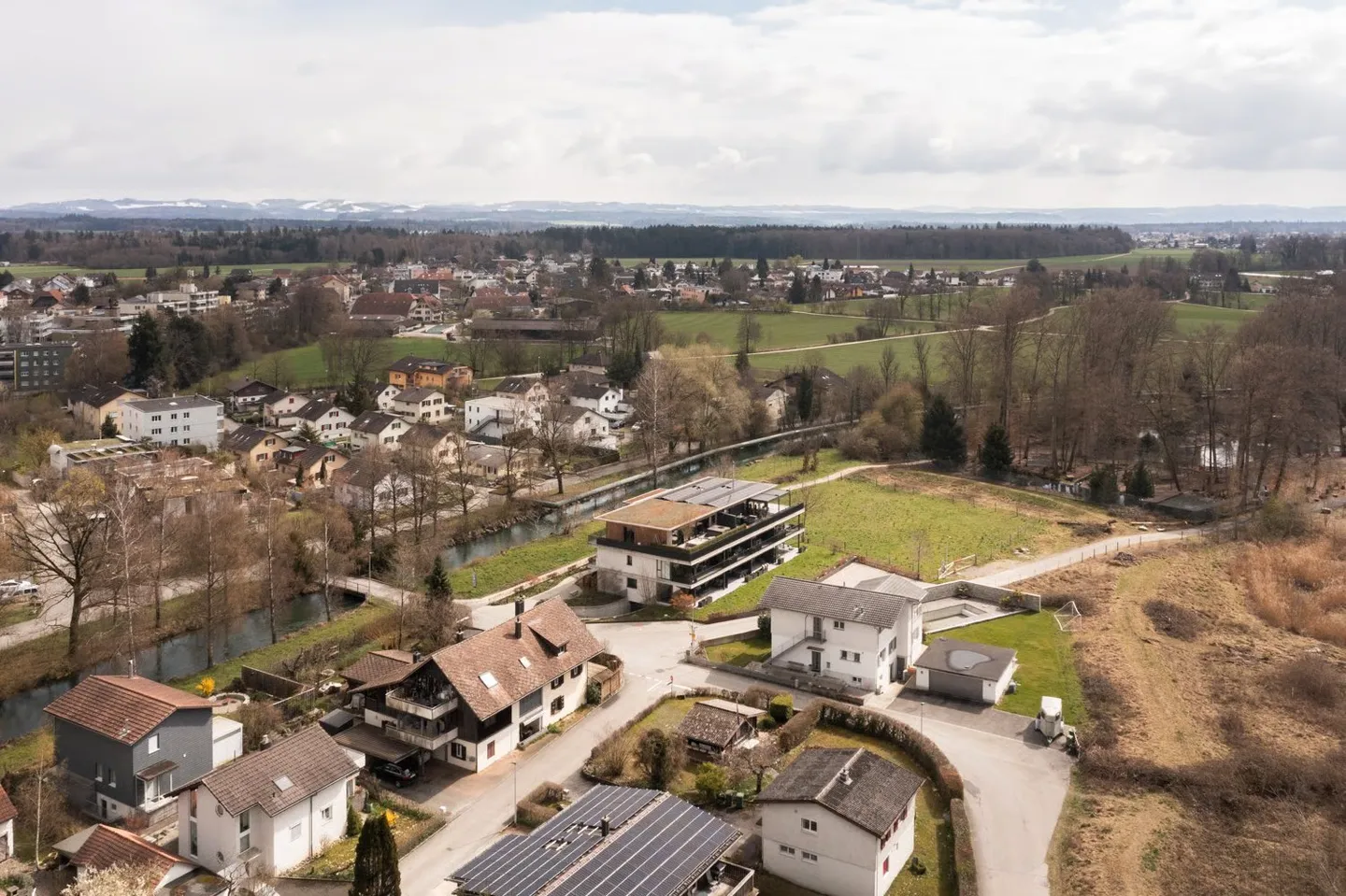 Moderno appartamento con 2 camere al piano terra a Derendingen - disponibile da dicembre 2026 - Foto 11 di 18