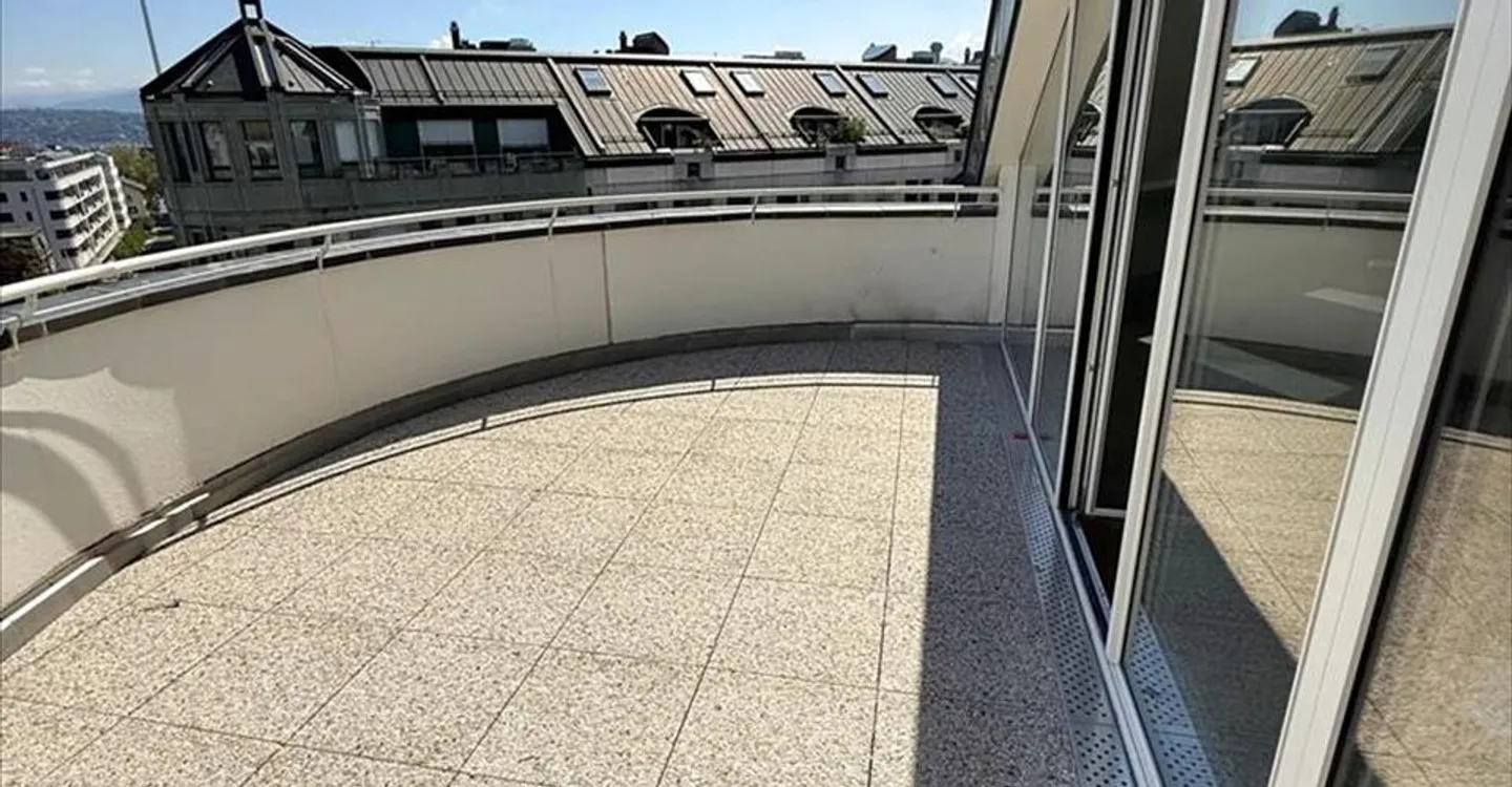 Bureau à louer - Photo 2 sur 13