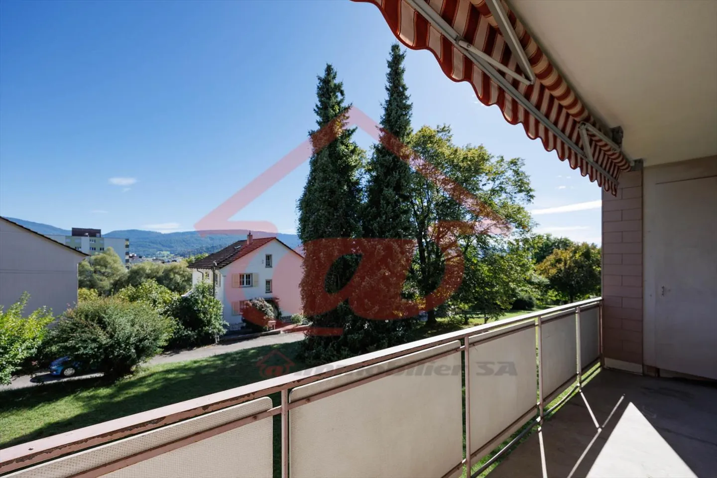 Appartement 4 pièces - Photo 4 sur 18