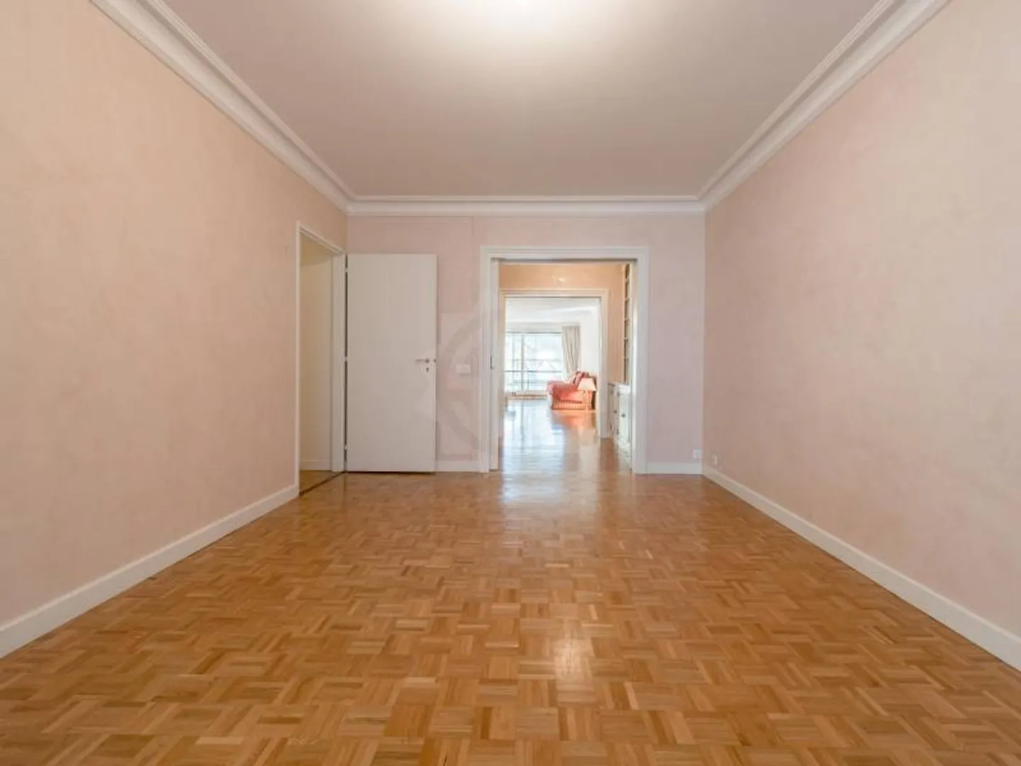 8-Zimmer-Wohnung - Foto 5 von 11