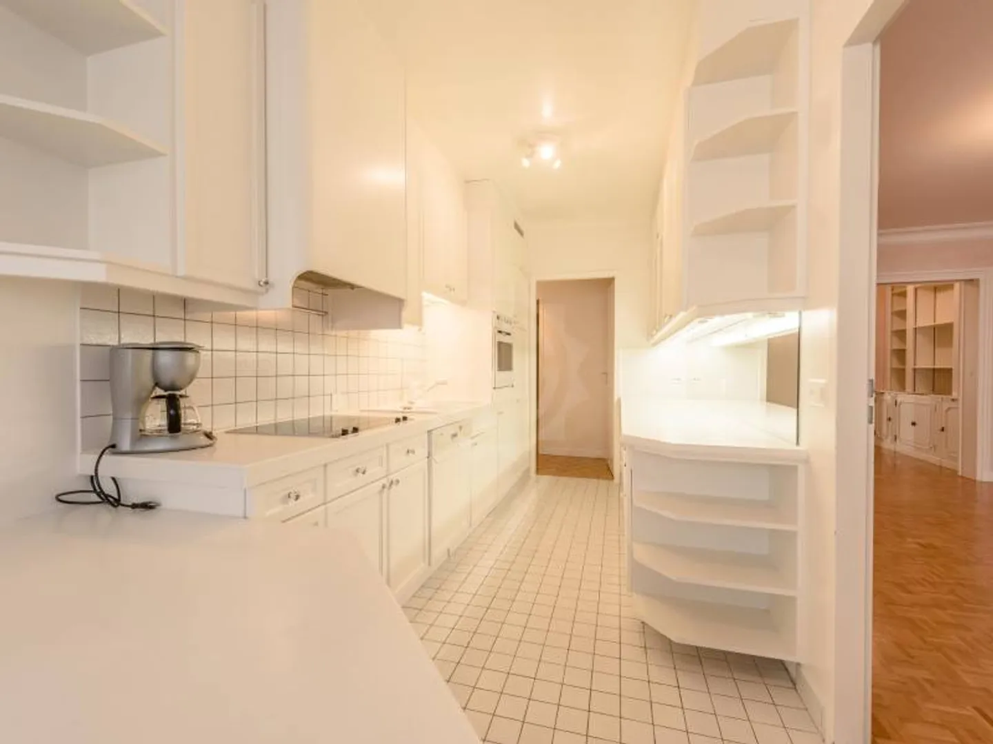 8-Zimmer-Wohnung - Foto 4 von 11