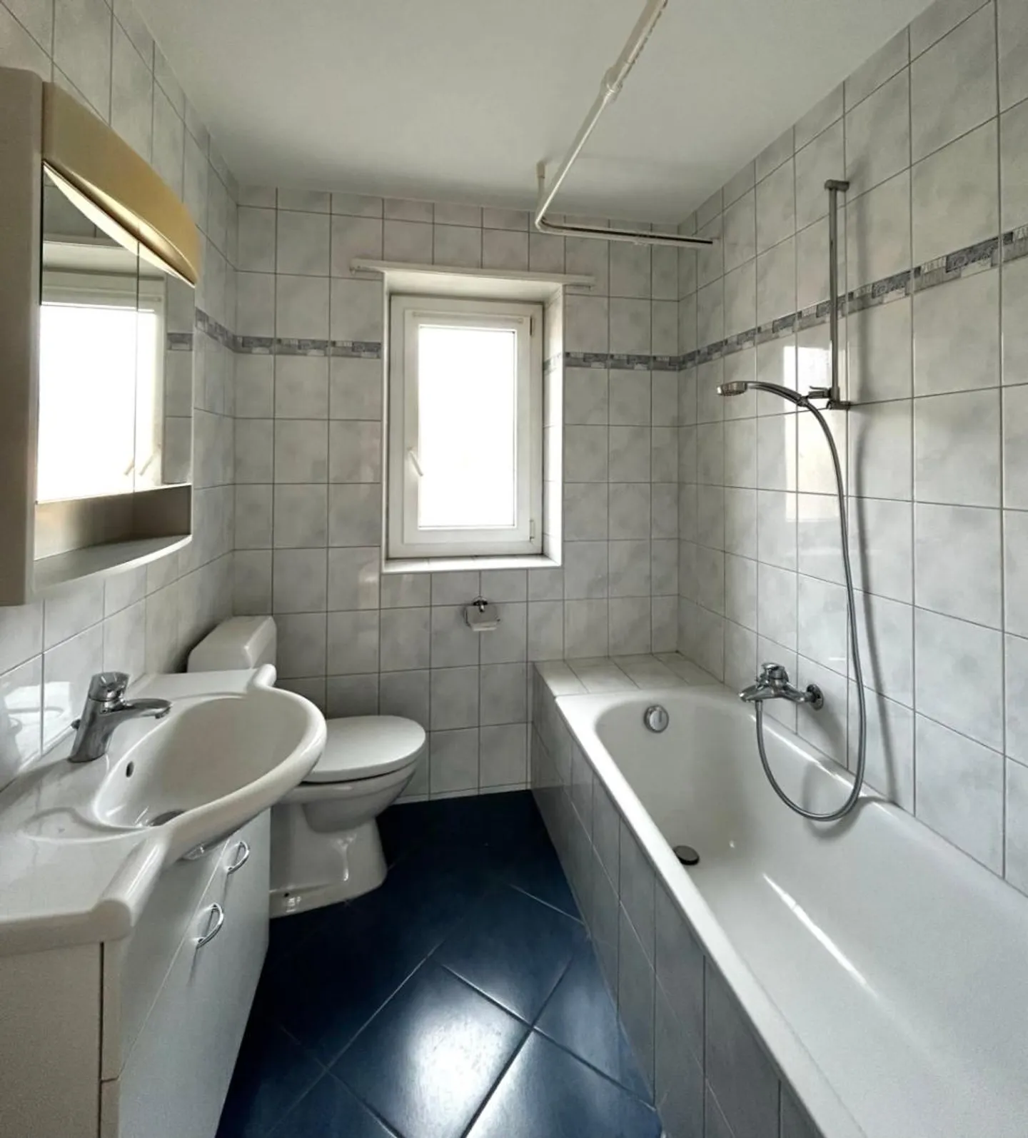 Appartamento di 3 stanze al 1° piano - Foto 5 di 5