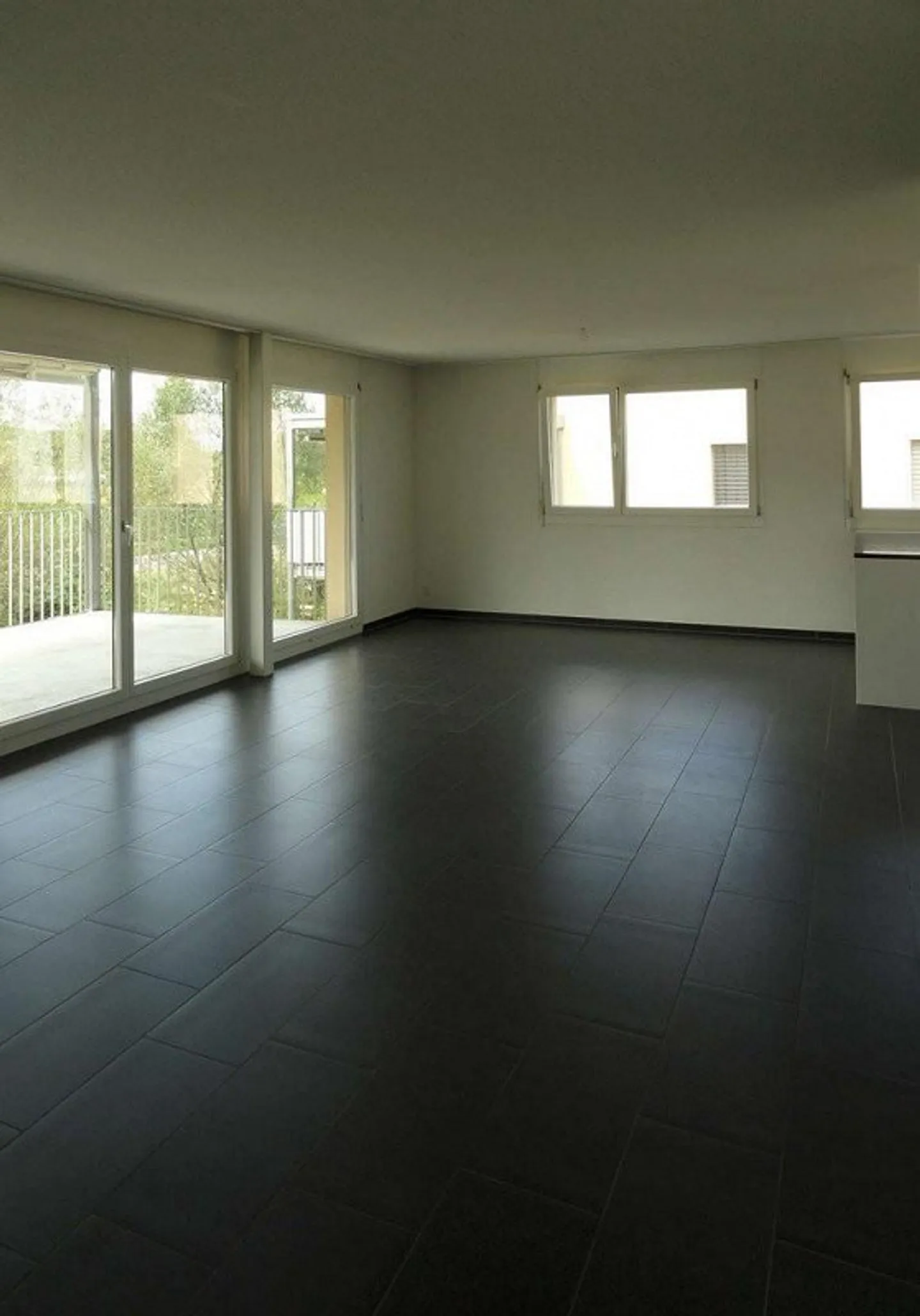 Idyllisches Wohnen in moderner Überbauung - Ideal für Familien - Foto 6 von 10