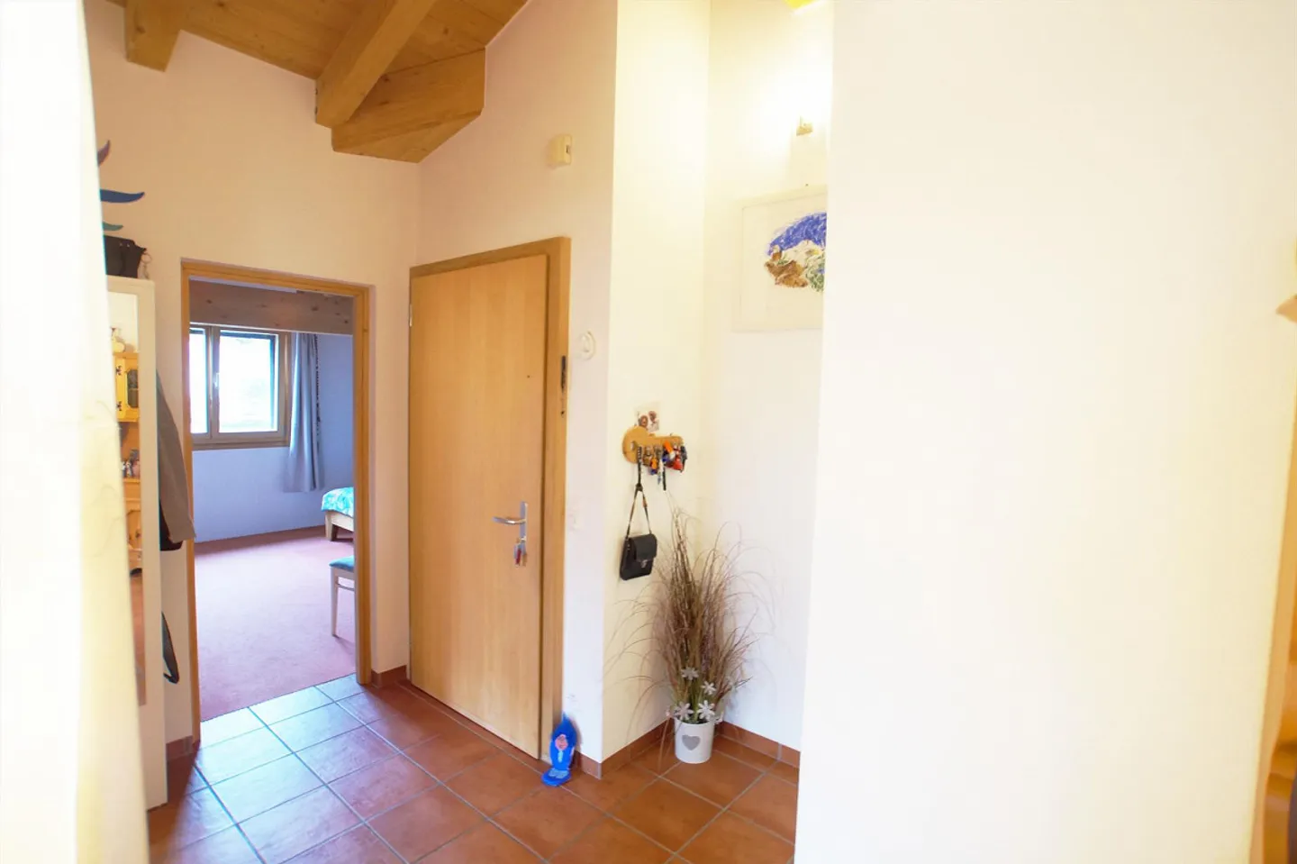 Maison trifamiliale avec grand espace extérieur à Sedrun - Photo 7 sur 27