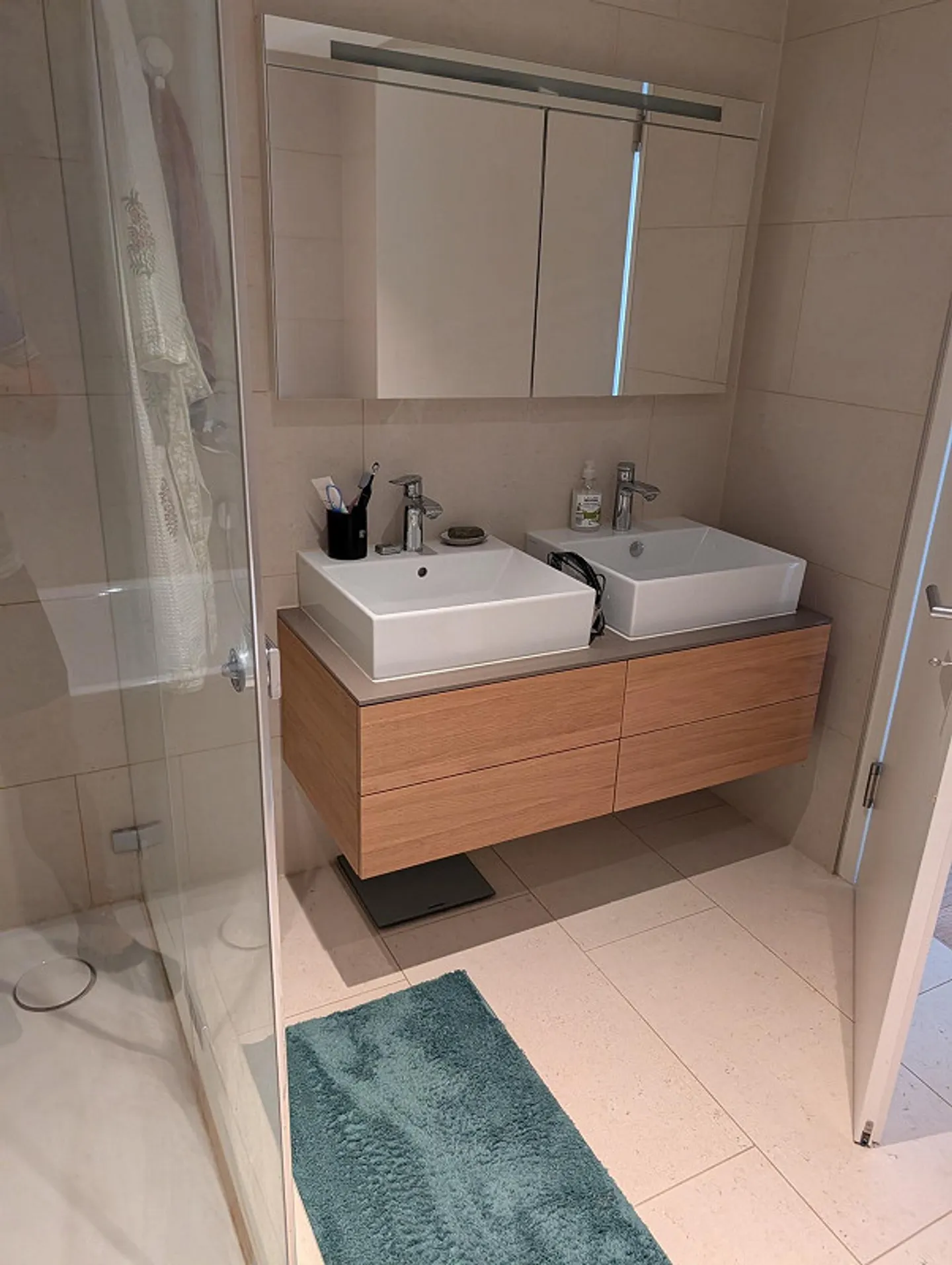 Bright 3.5-room apartment with balcony & own washing tower, near the lake - Photo 12 of 15