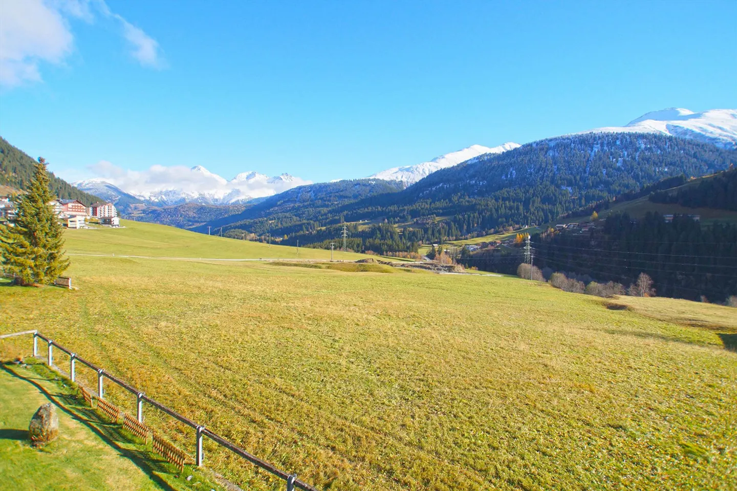 Maison trifamiliale avec grand espace extérieur à Sedrun - Photo 11 sur 27