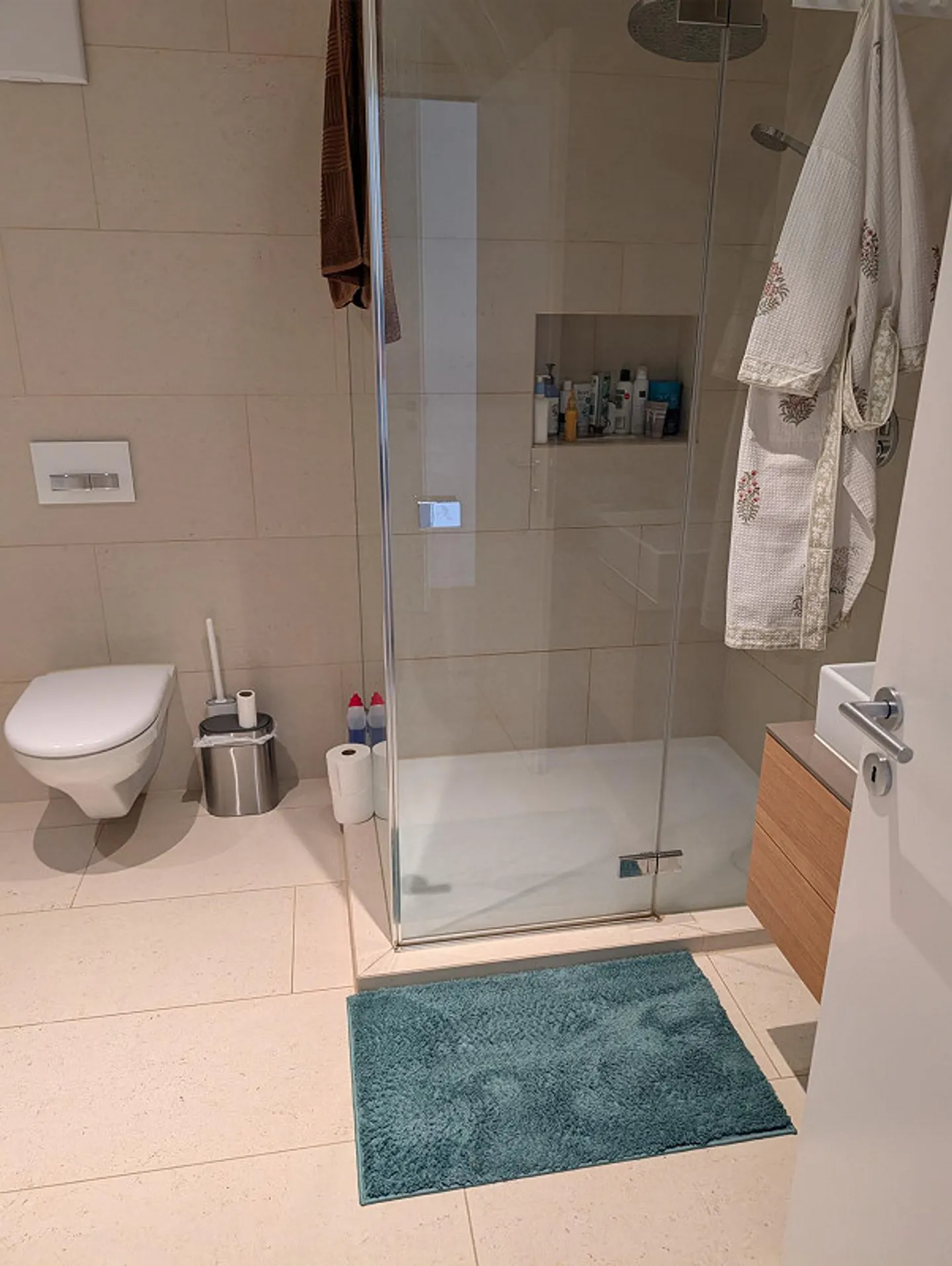 Bright 3.5-room apartment with balcony & own washing tower, near the lake - Photo 11 of 15
