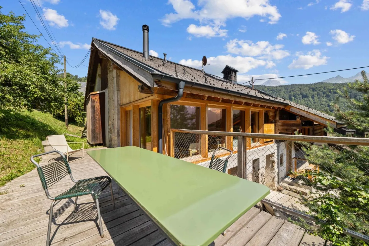 6-Zimmer-Haus - Foto 1 von 13